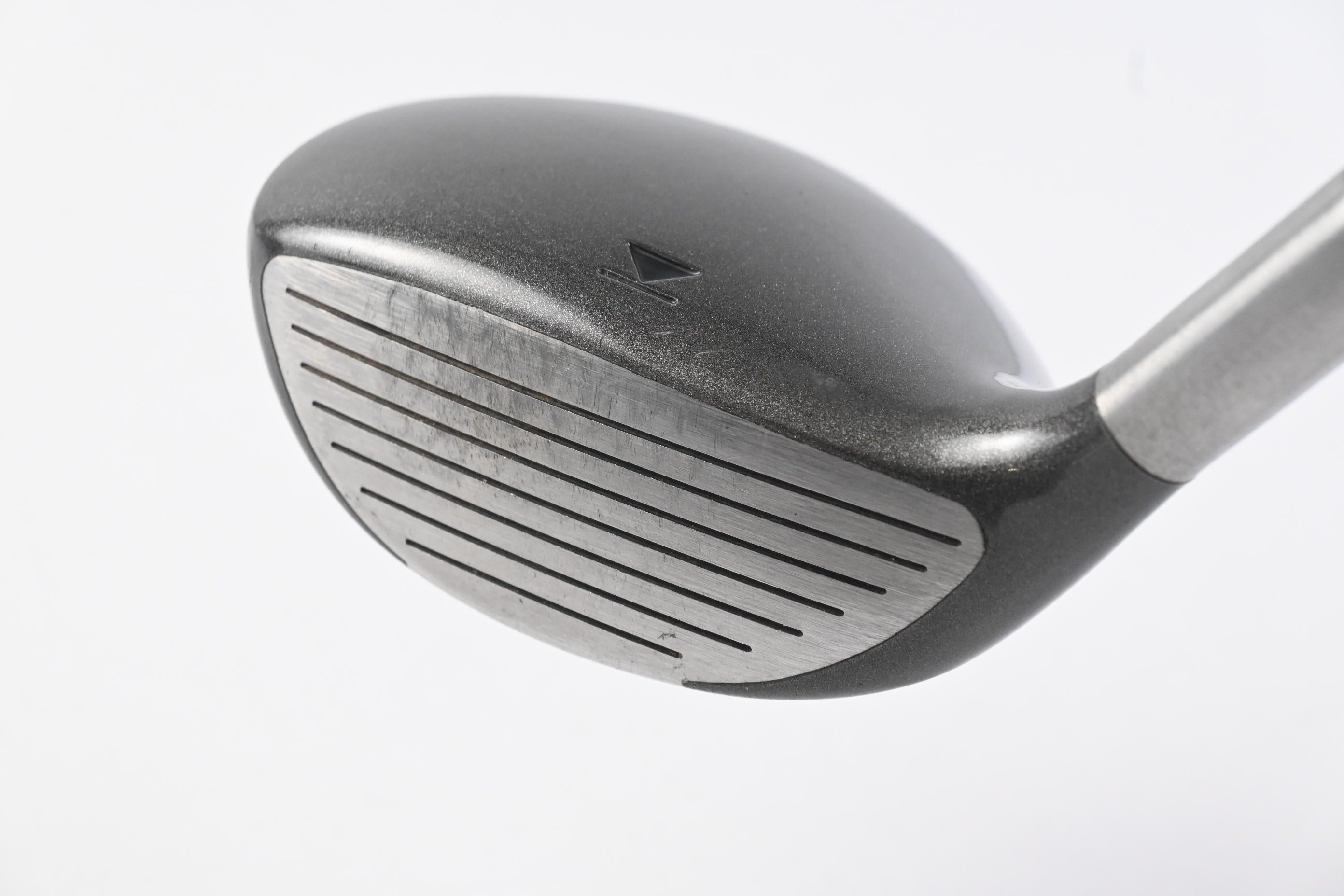 Titleist 975 F #3 Wood / 13.5 Degree / Regular Flex Dynamic Gold Steel Shaft
