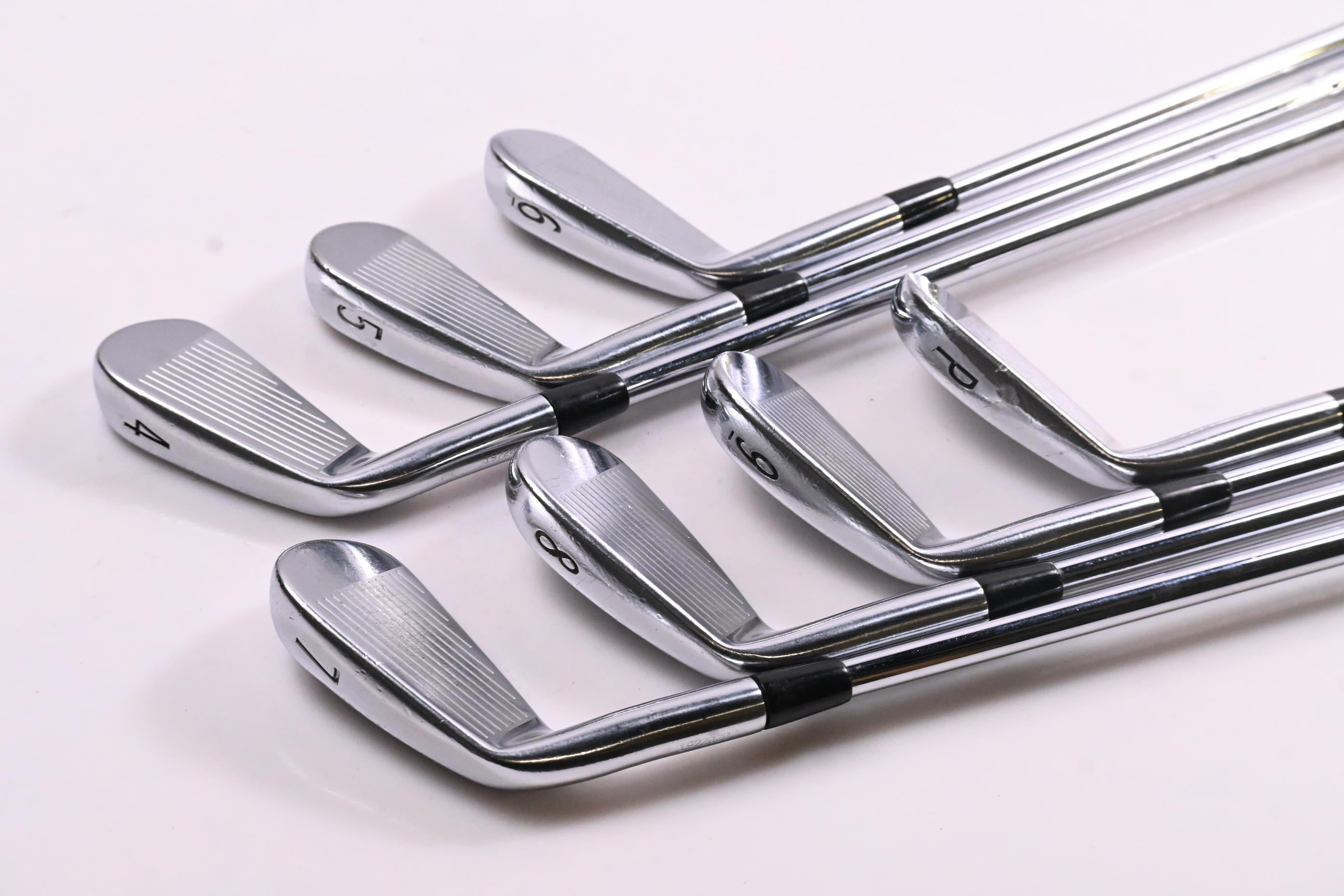 Titleist 716 CB Irons / 4-PW / Stiff Flex Dynamic Gold AMT S300 Shafts