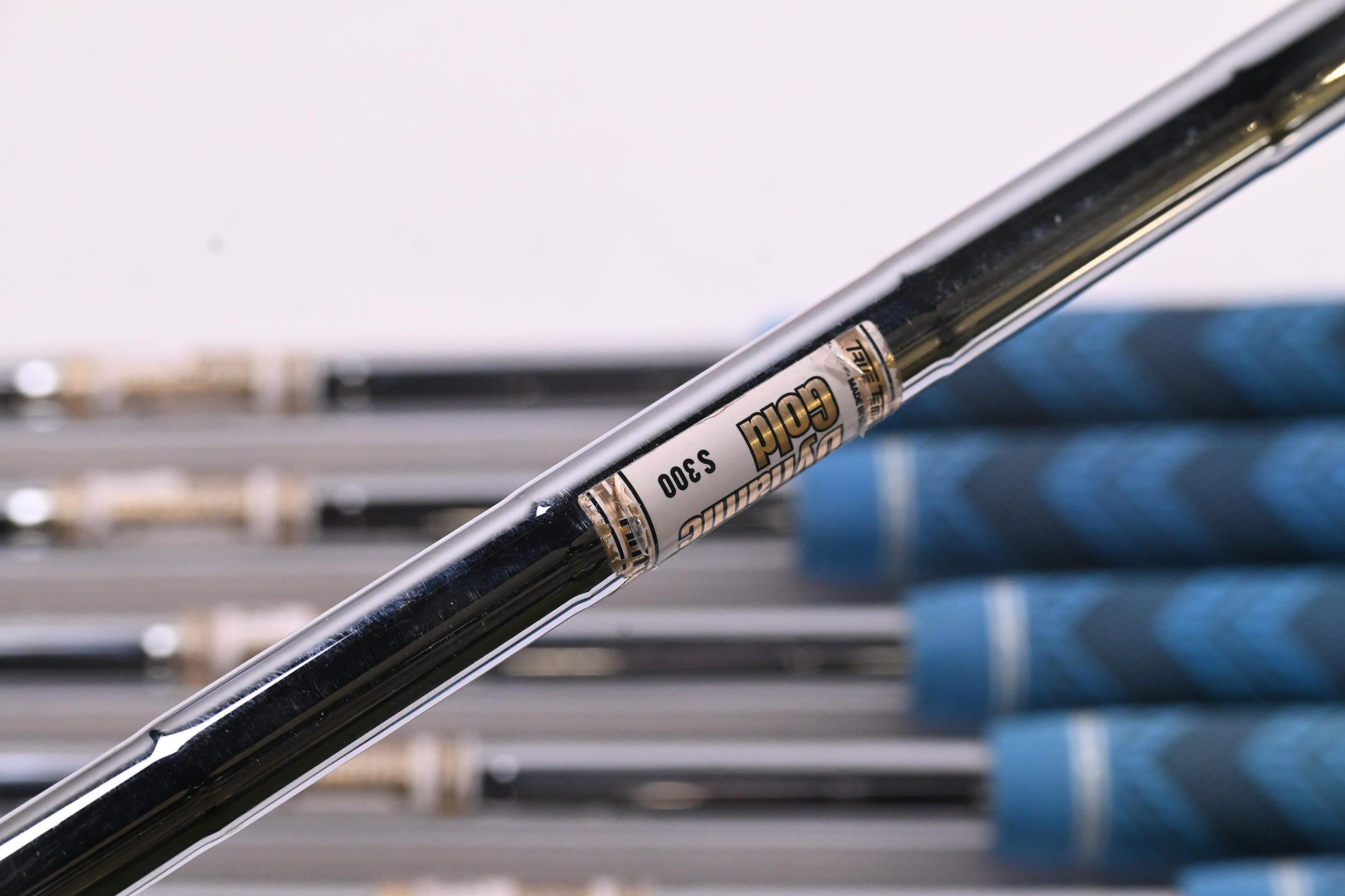 Titleist 716 CB Irons / 4-PW / Stiff Flex Dynamic Gold AMT S300 Shafts