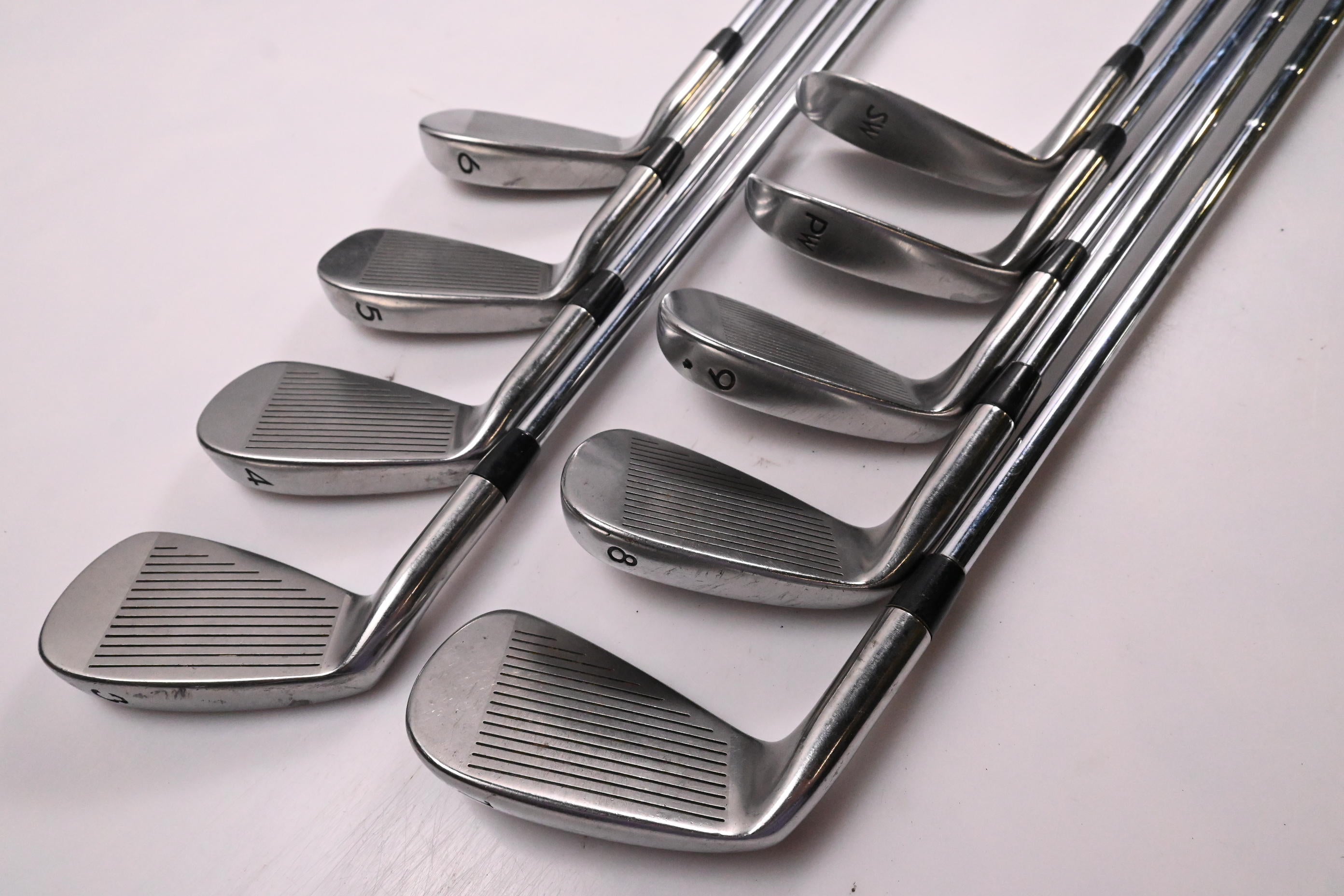Progen Full Bore Irons / 3-PW+SW / Regular Flex Dynamic Gold Lite R300 Shafts