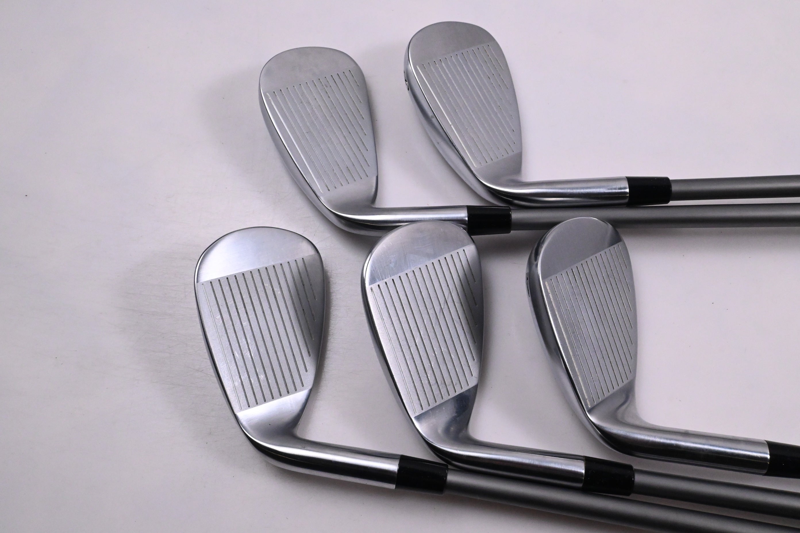Callaway Quantum Max OS Irons / 7-PW+AW / Regular Flex Denali Frost Silver 60