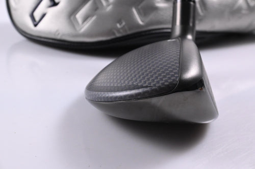 Taylormade Qi10 #4 Hybrid / 22 Degree / Regular Flex Fujikura Ventus Blue '25 6