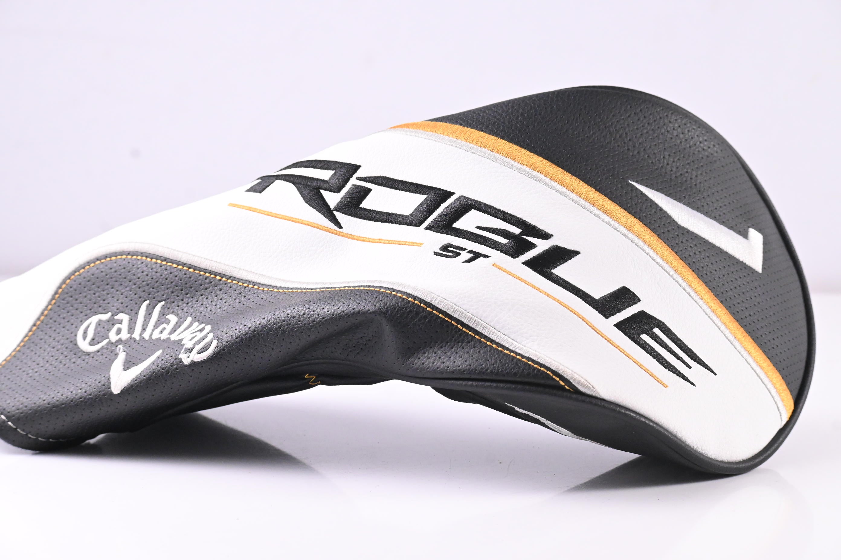 Left Hand Callaway Rogue ST MAX D Driver / 10.5 Degree / Regular Flex Cypher 50 Shaft