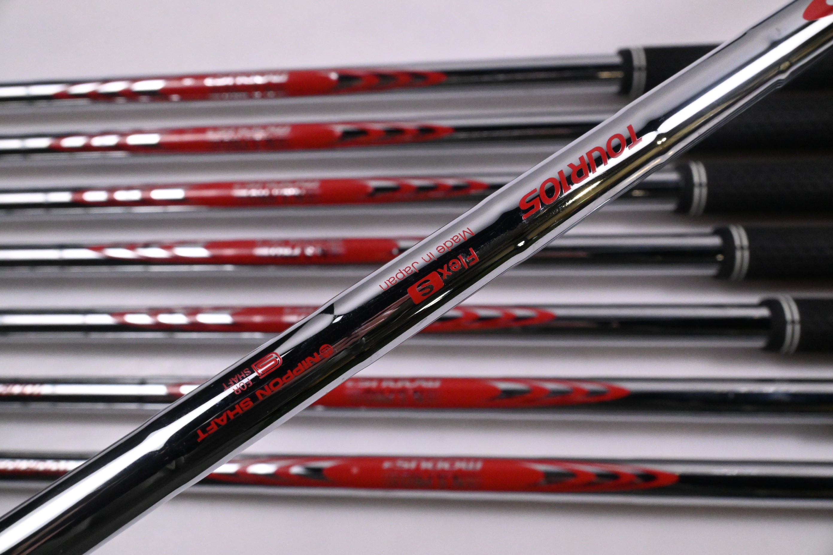Cobra 2025 King Tec-X Irons / 4-PW+GW / Stiff Flex NS Pro Modus 3 Tour 105