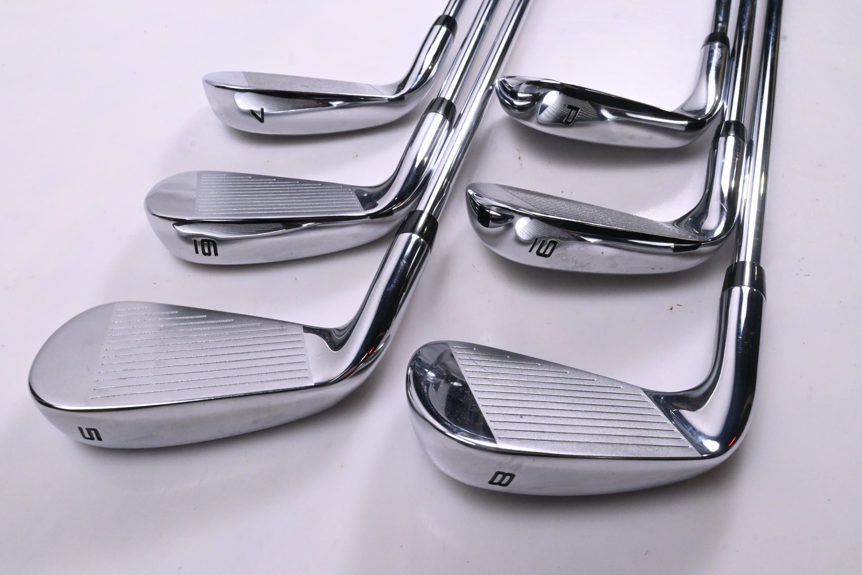 Callaway Elyte Irons / 5-PW / Regular Flex Vector 80 Shafts