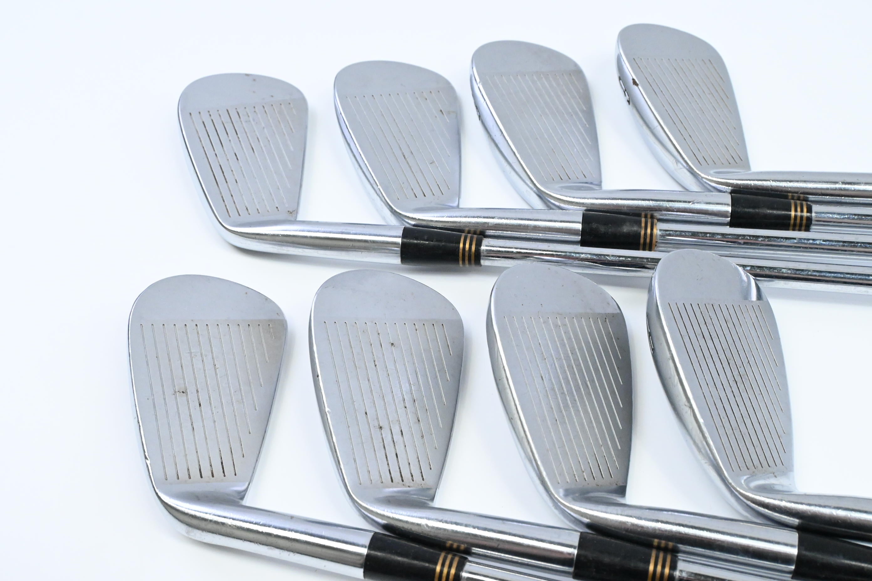 Srixon I-302 Forged Irons / 3-PW / Stiff Flex FCM Rifle Shafts