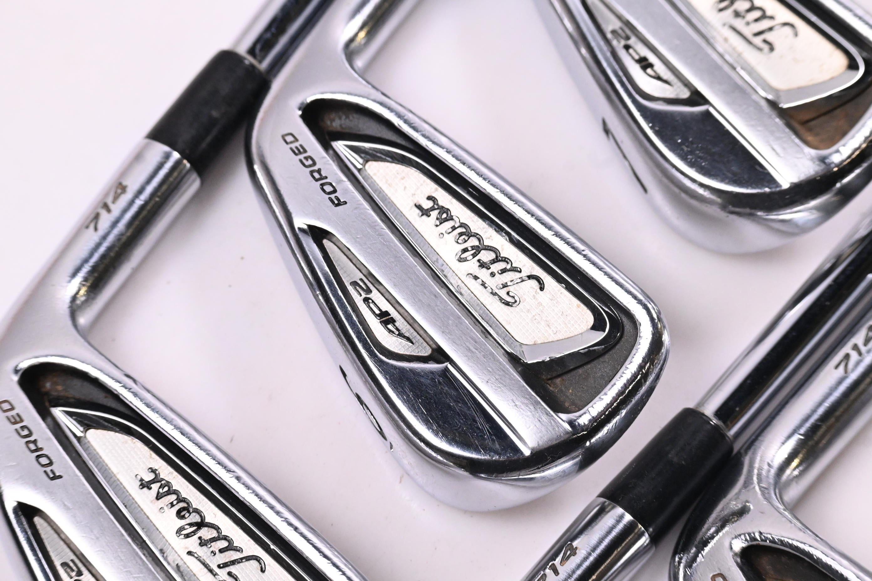 Titleist 714 AP2 Irons / 5-PW / Stiff Flex Dynamic Gold S300 Shafts