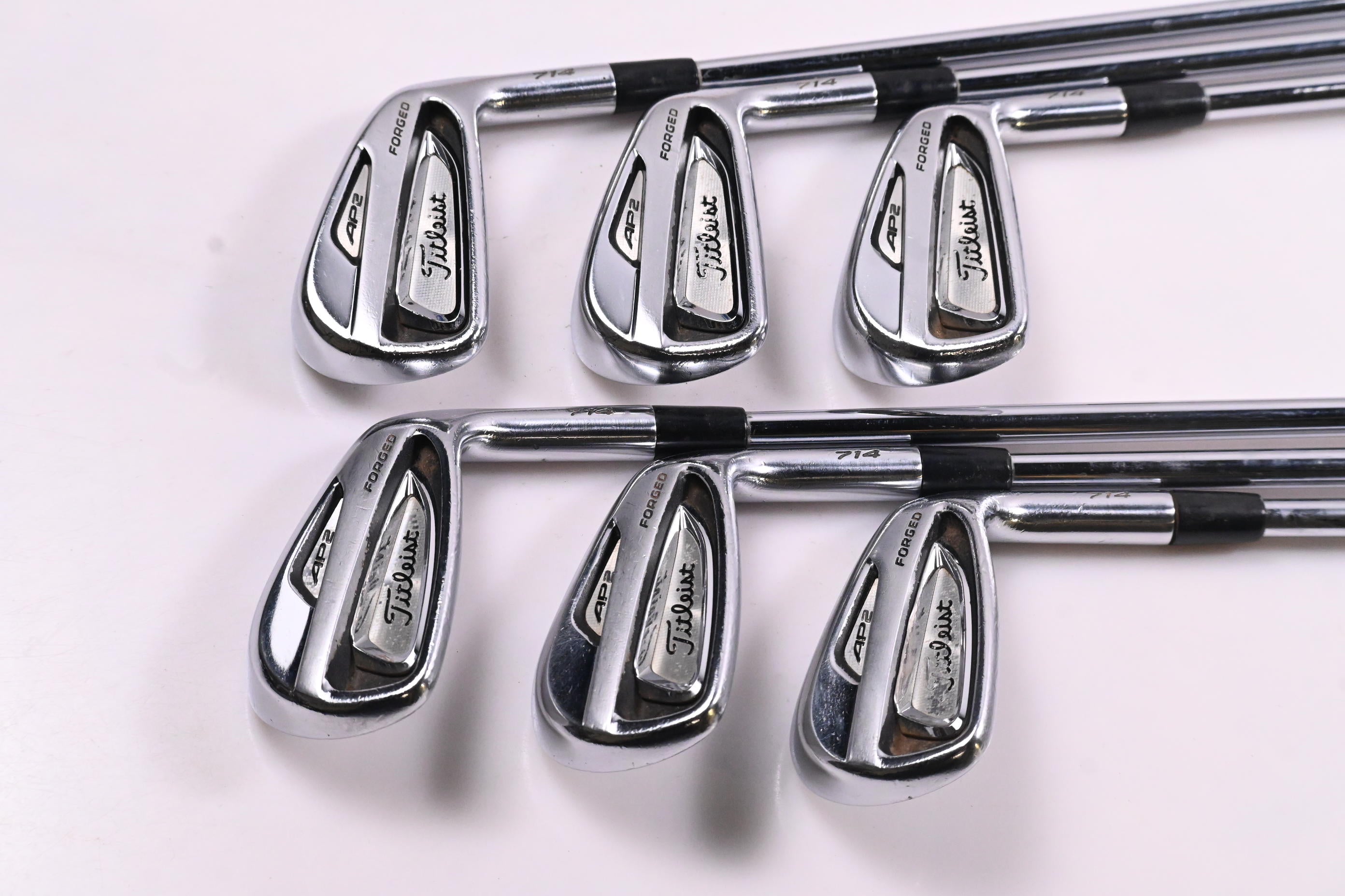 Titleist 714 AP2 Irons / 5-PW / Stiff Flex Dynamic Gold S300 Shafts