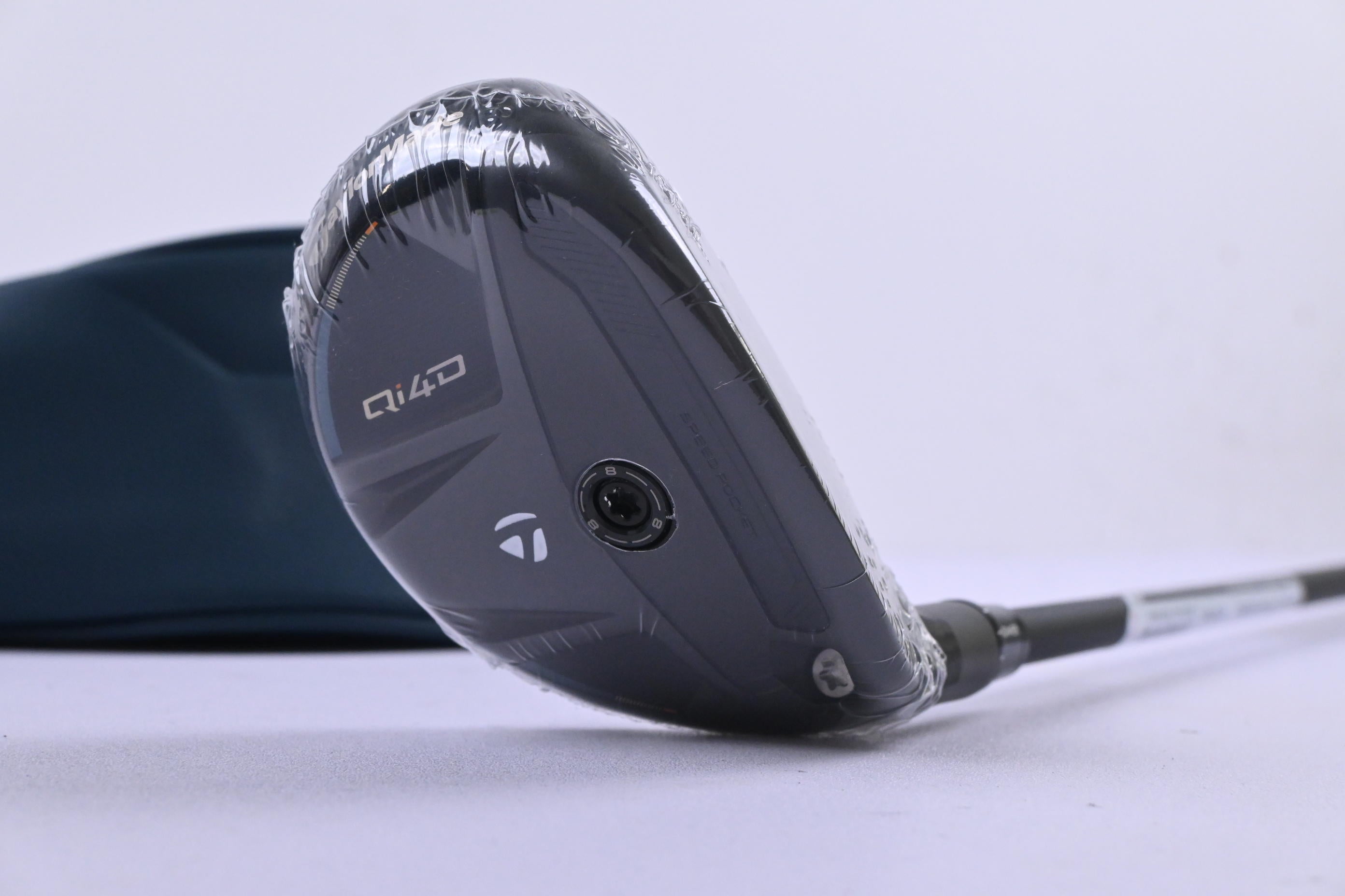 Taylormade Qi4D #4 Hybrid / 22 Degree / Regular Flex KBS REAX 65 Shaft