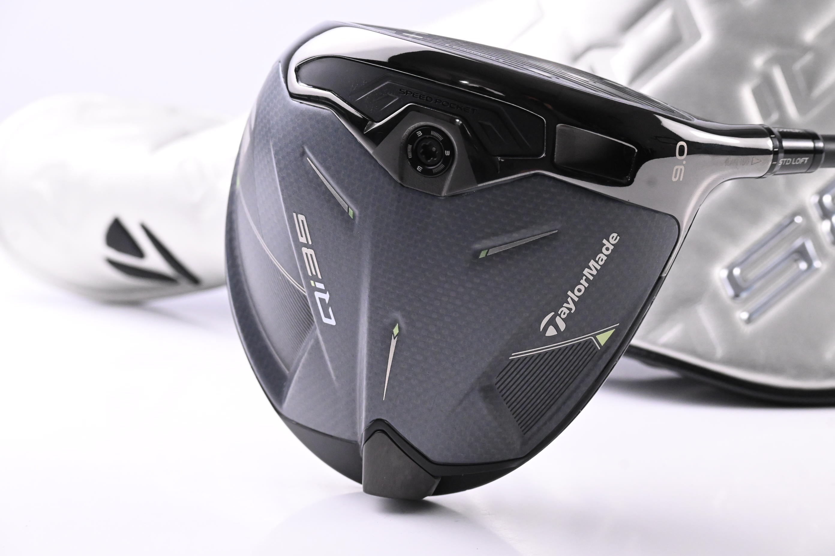 Taylormade Qi35 Driver / 9 Degree / Stiff Flex Fujikura Ventus Blue 5 Shaft