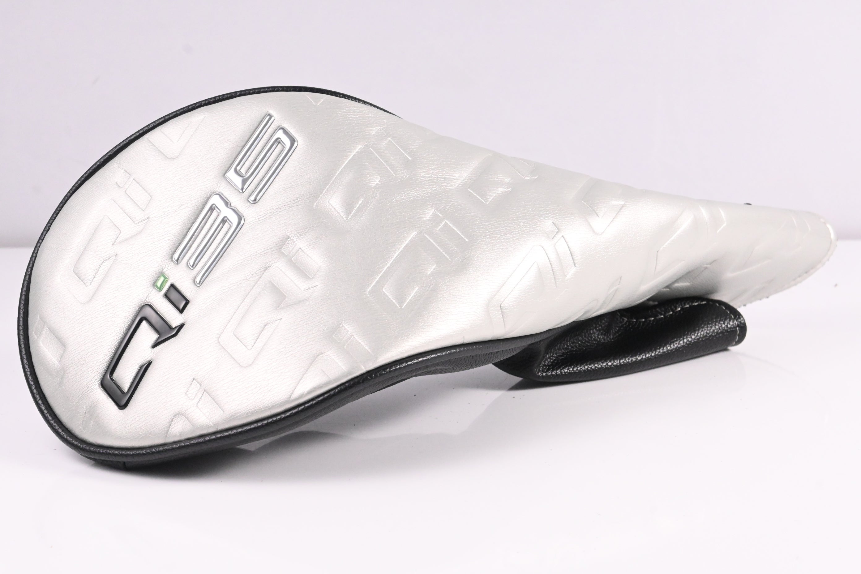 Taylormade Qi35 Max Driver / 12 Degree / Regular Flex Fujikura Air Speeder 50