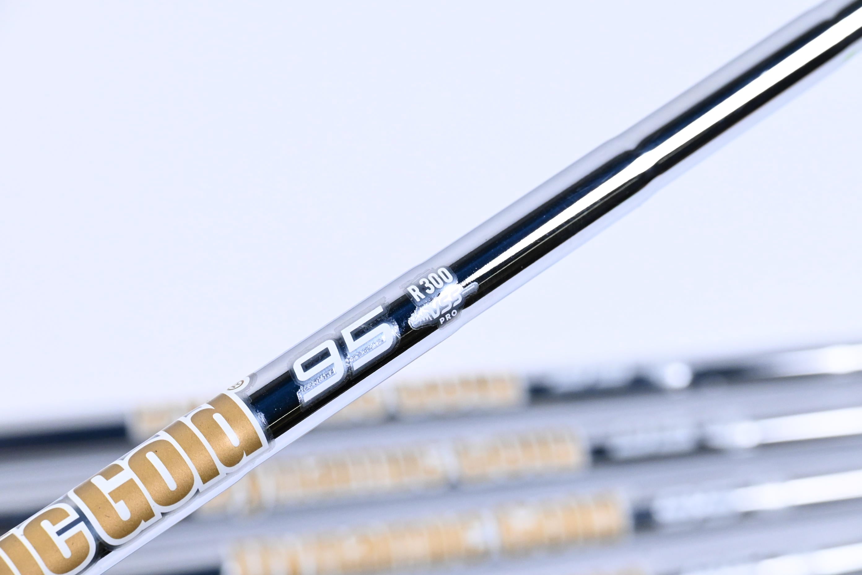 Dynamic Gold 95 R300 Iron Shafts / Regular Flex / Set Of 6 / .355 Tip