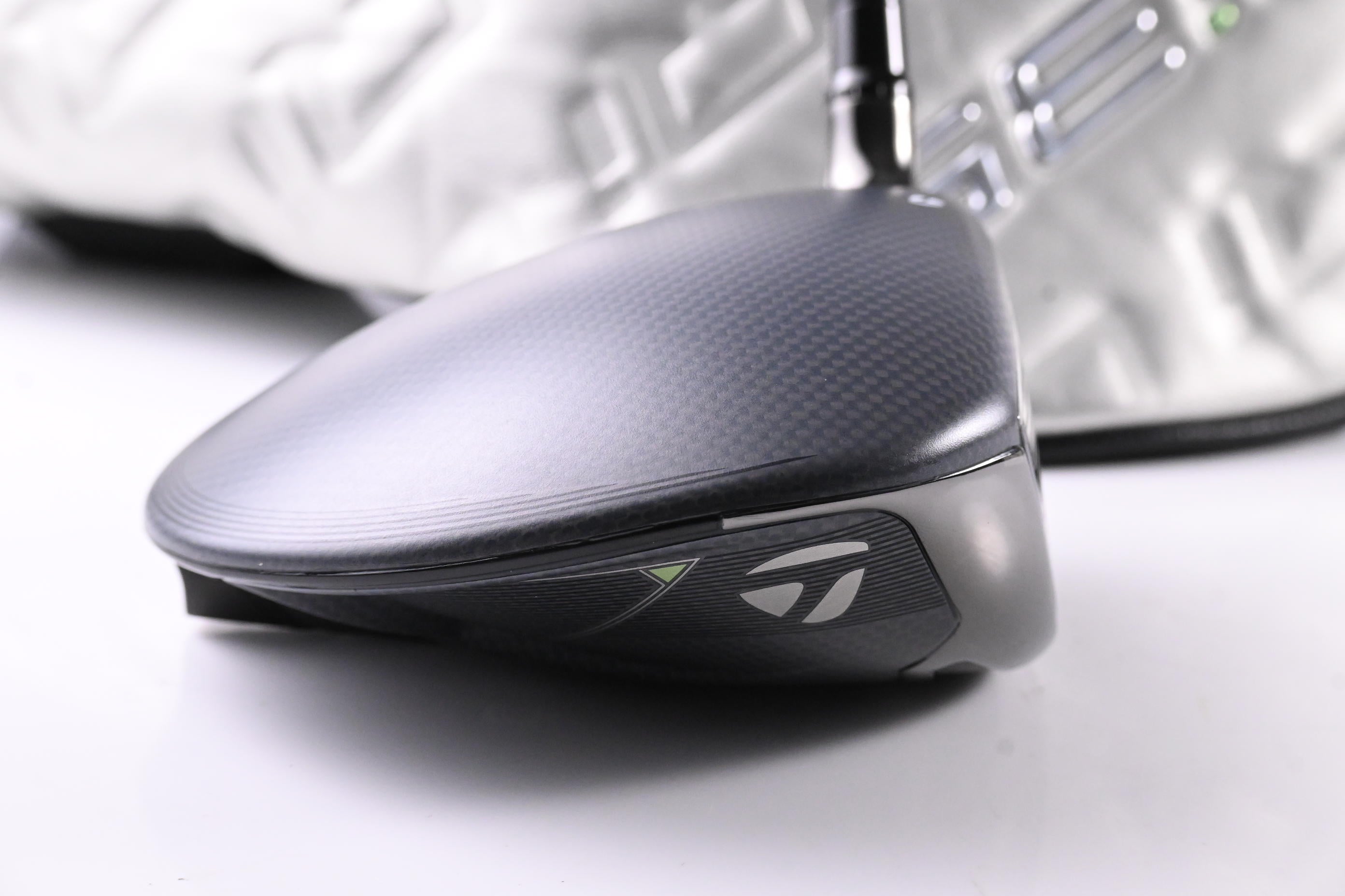 Taylormade Qi35 Driver / 9 Degree / Stiff Flex Fujikura Ventus Blue 5 Shaft