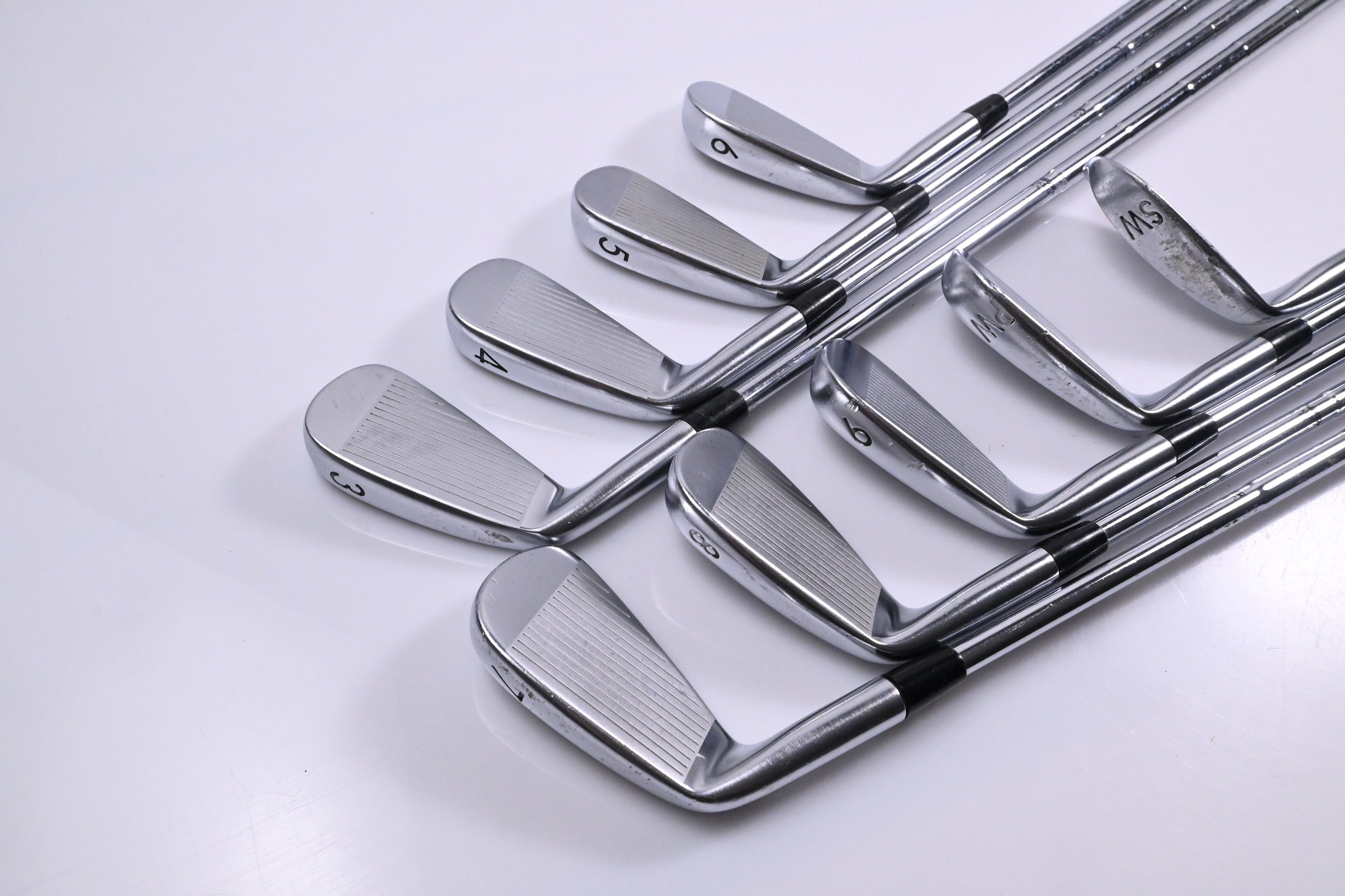 Maxfli Revolution Black Dot Irons / 3-PW+SW / Stiff Flex Dynamic Gold S300