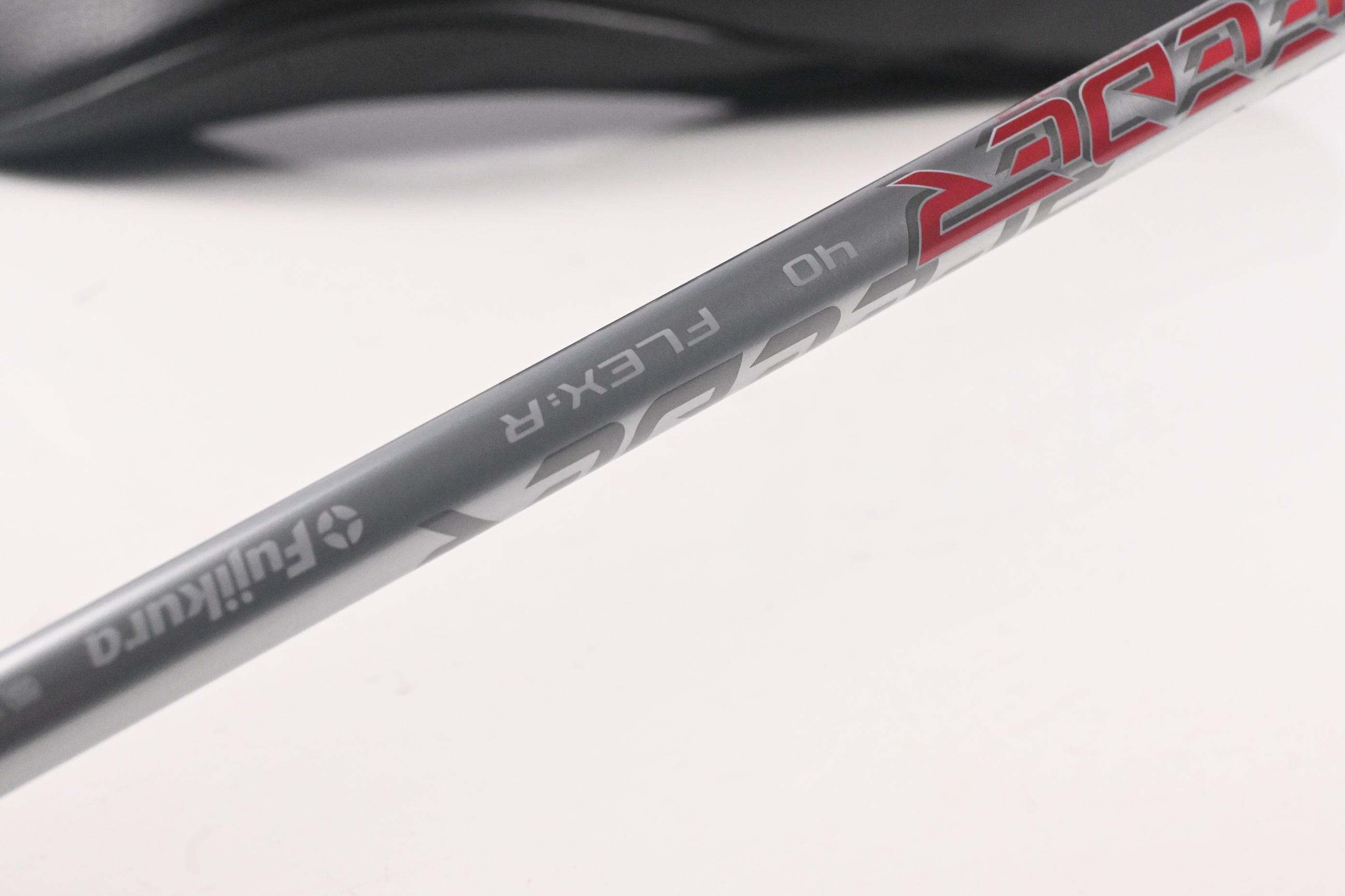 Titleist GT3 Driver / 9 Degree / Regular Flex Fujikura Air Speeder 40 Shaft