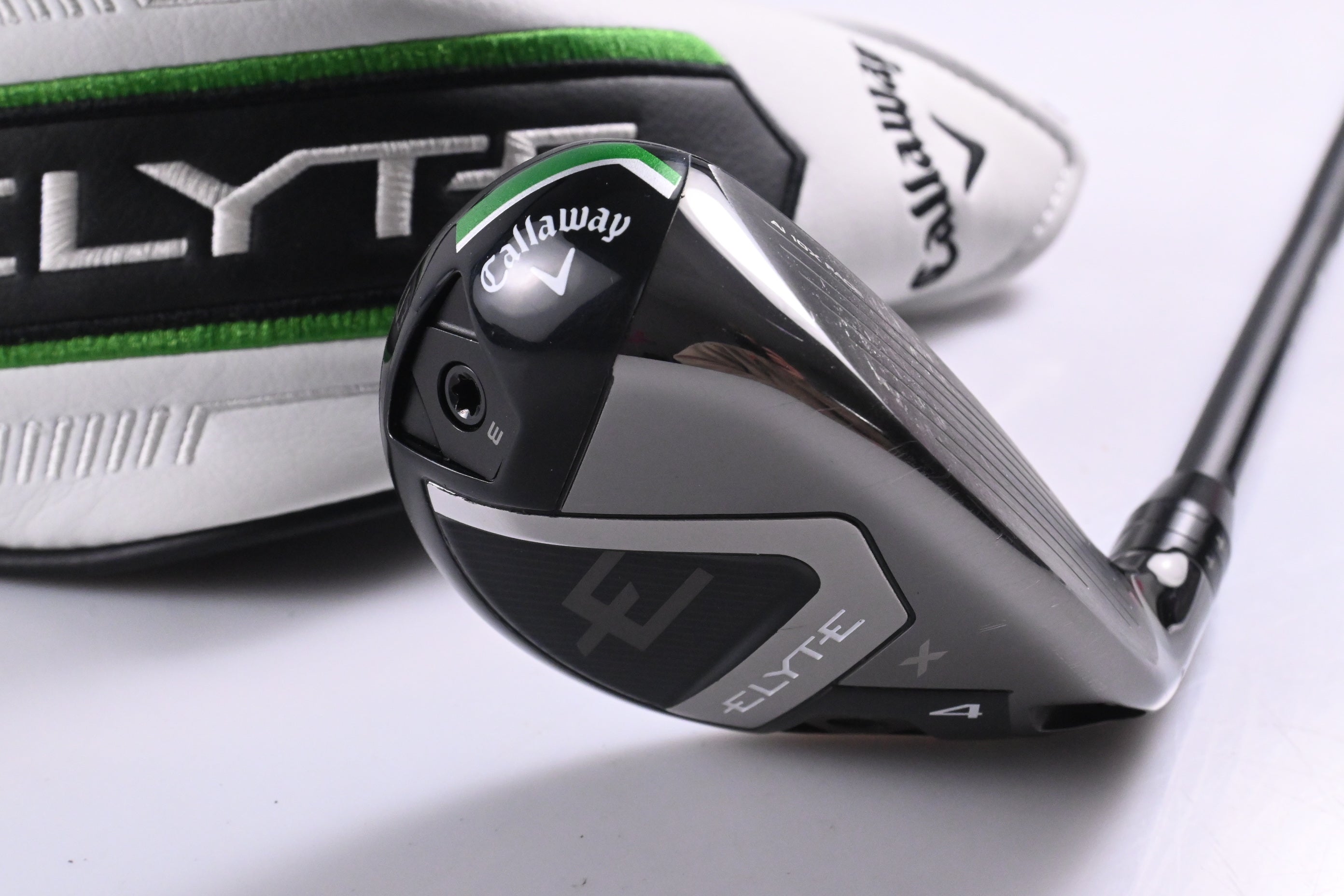 Callaway Elyte X #4 Hybrid / 21 Degree / Senior Flex Vanquish 5 Shaft