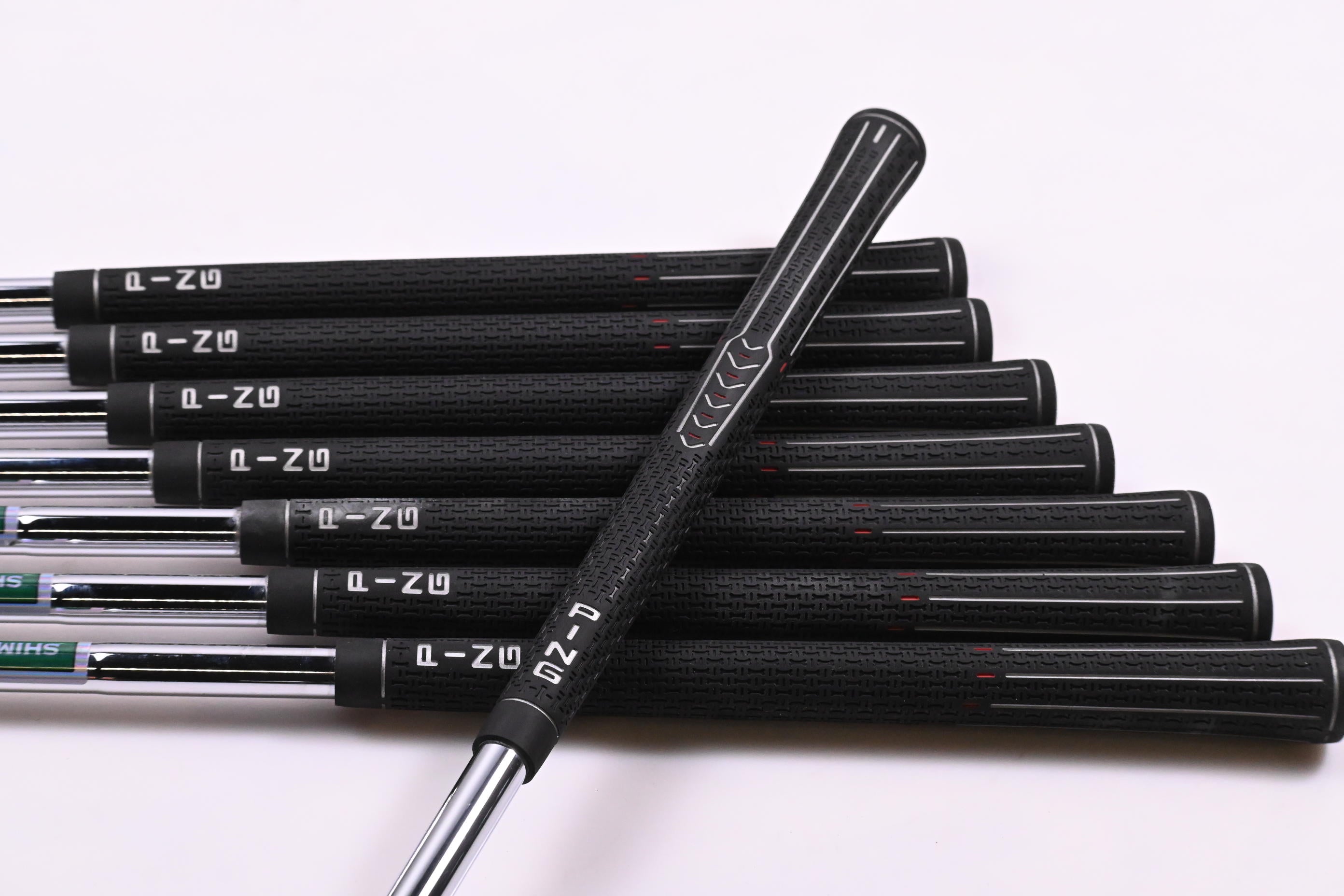 Titleist 690.MB Irons / 3-PW / Regular Flex Shimada S-Lite Shafts