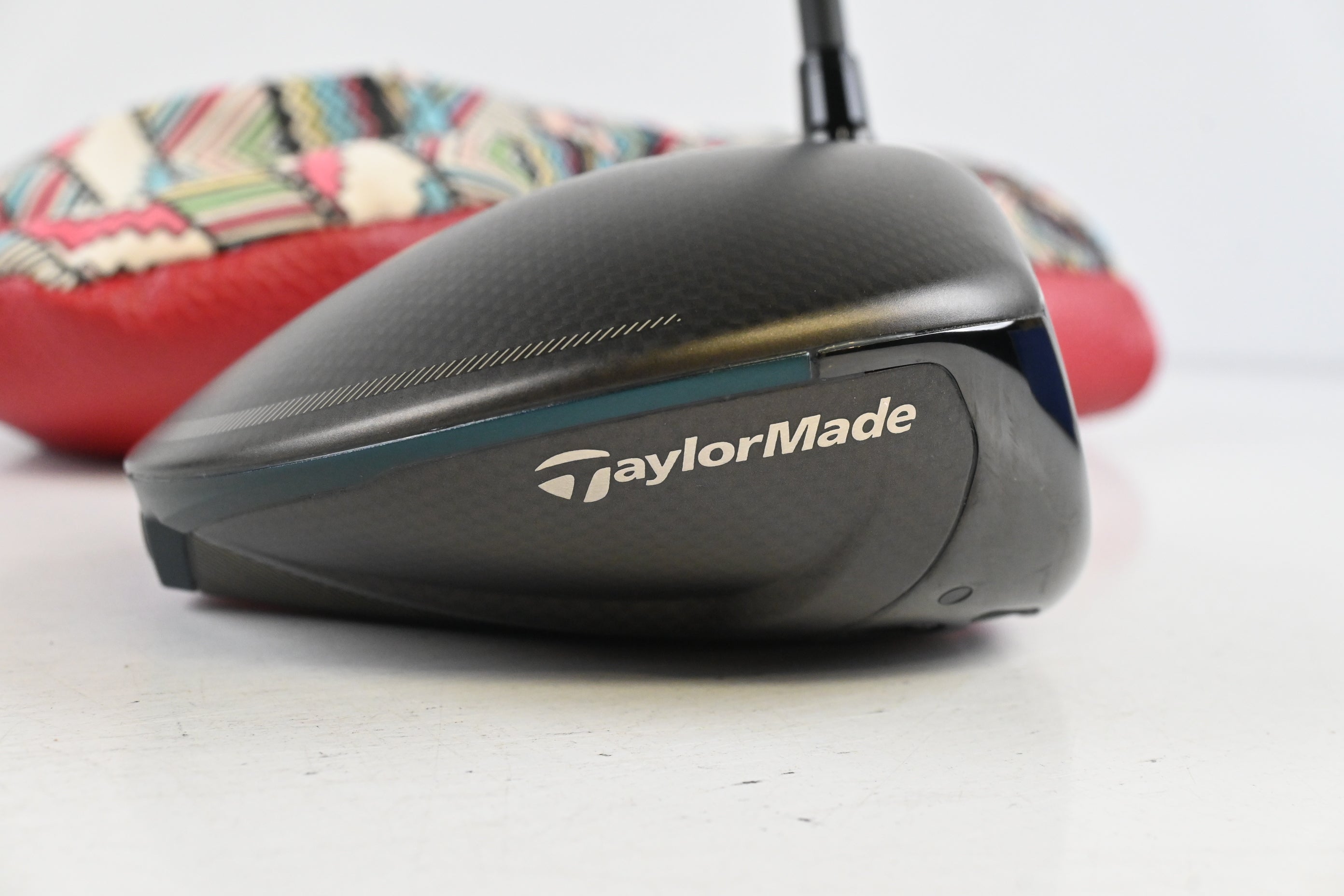 Taylormade Qi4D Driver / 10.5 Degree / Stiff Flex REAX Blue 50 Shaft