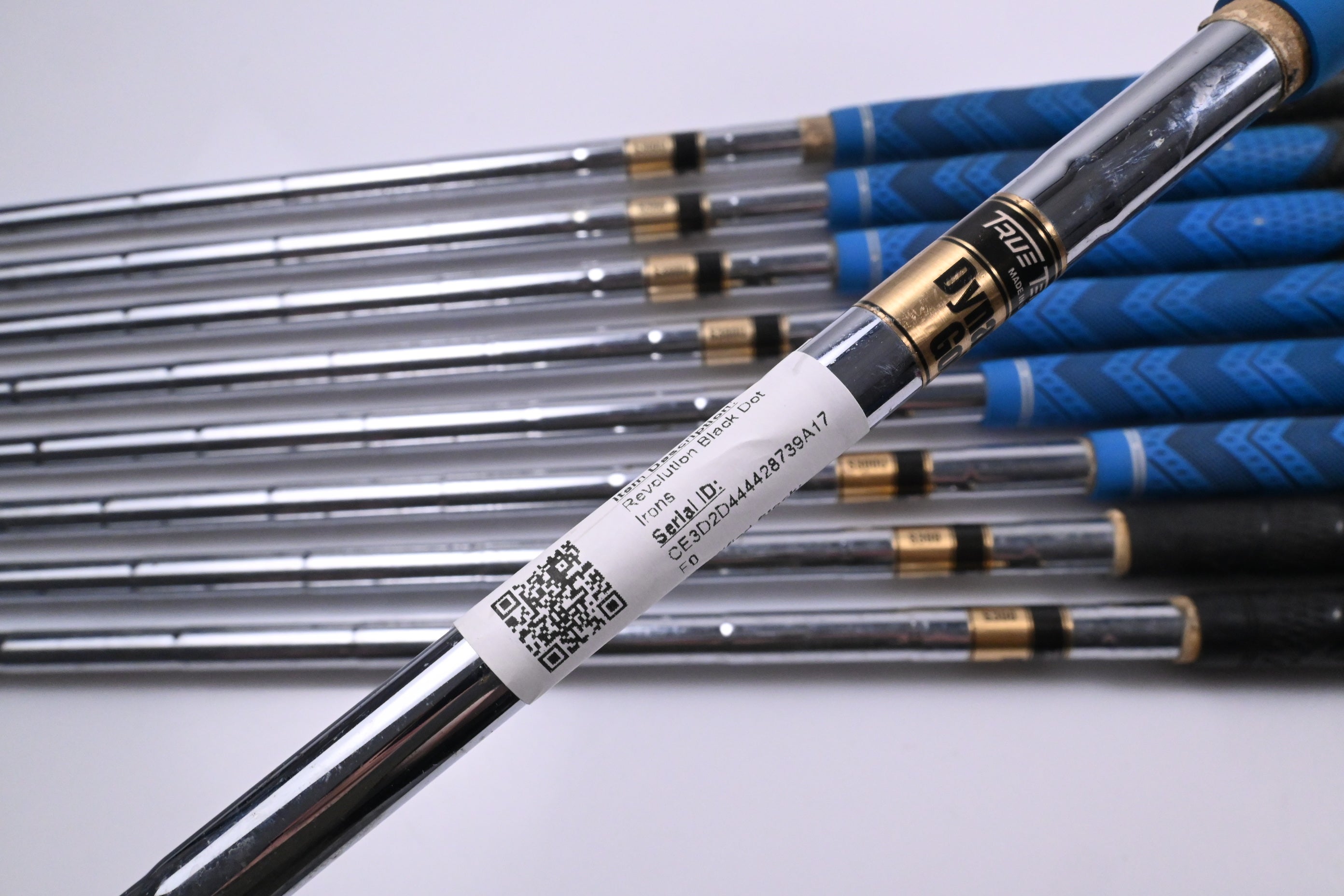Maxfli Revolution Black Dot Irons / 3-PW+SW / Stiff Flex Dynamic Gold S300