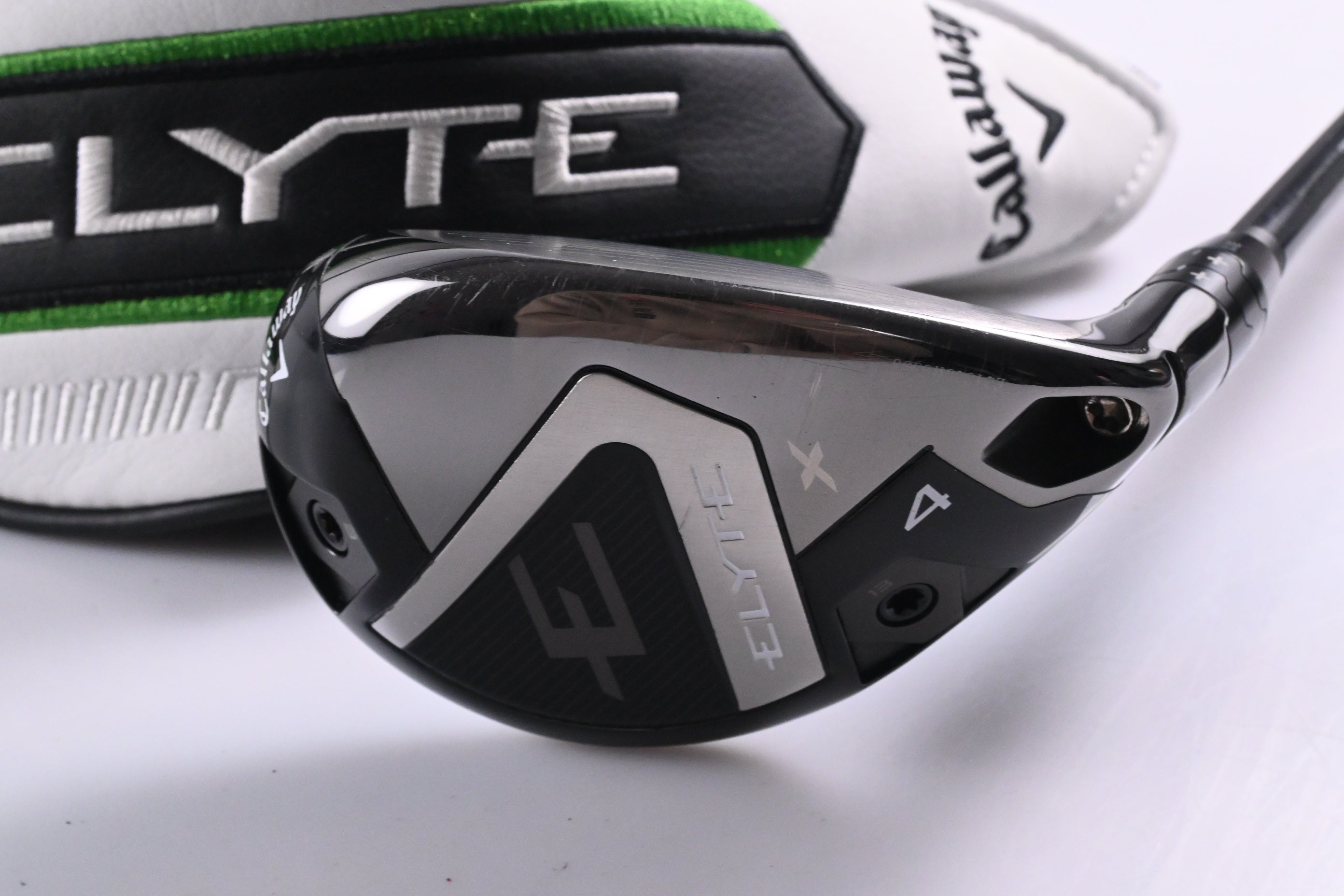 Callaway Elyte X #4 Hybrid / 21 Degree / Senior Flex Vanquish 5 Shaft