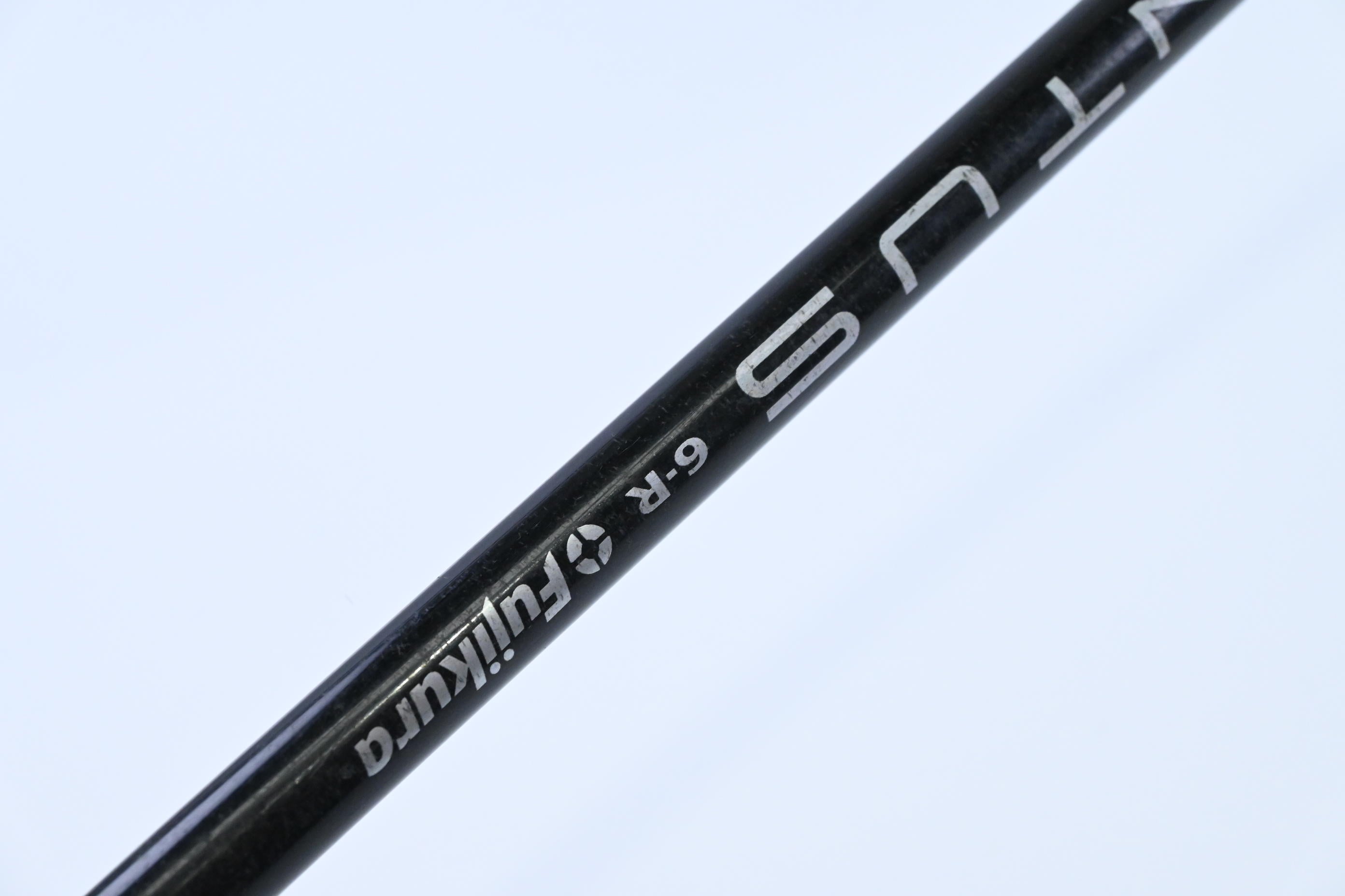 Taylormade Stealth #4 Hybrid / 22 Degree / Regular Flex Fujikura Ventus Red 6