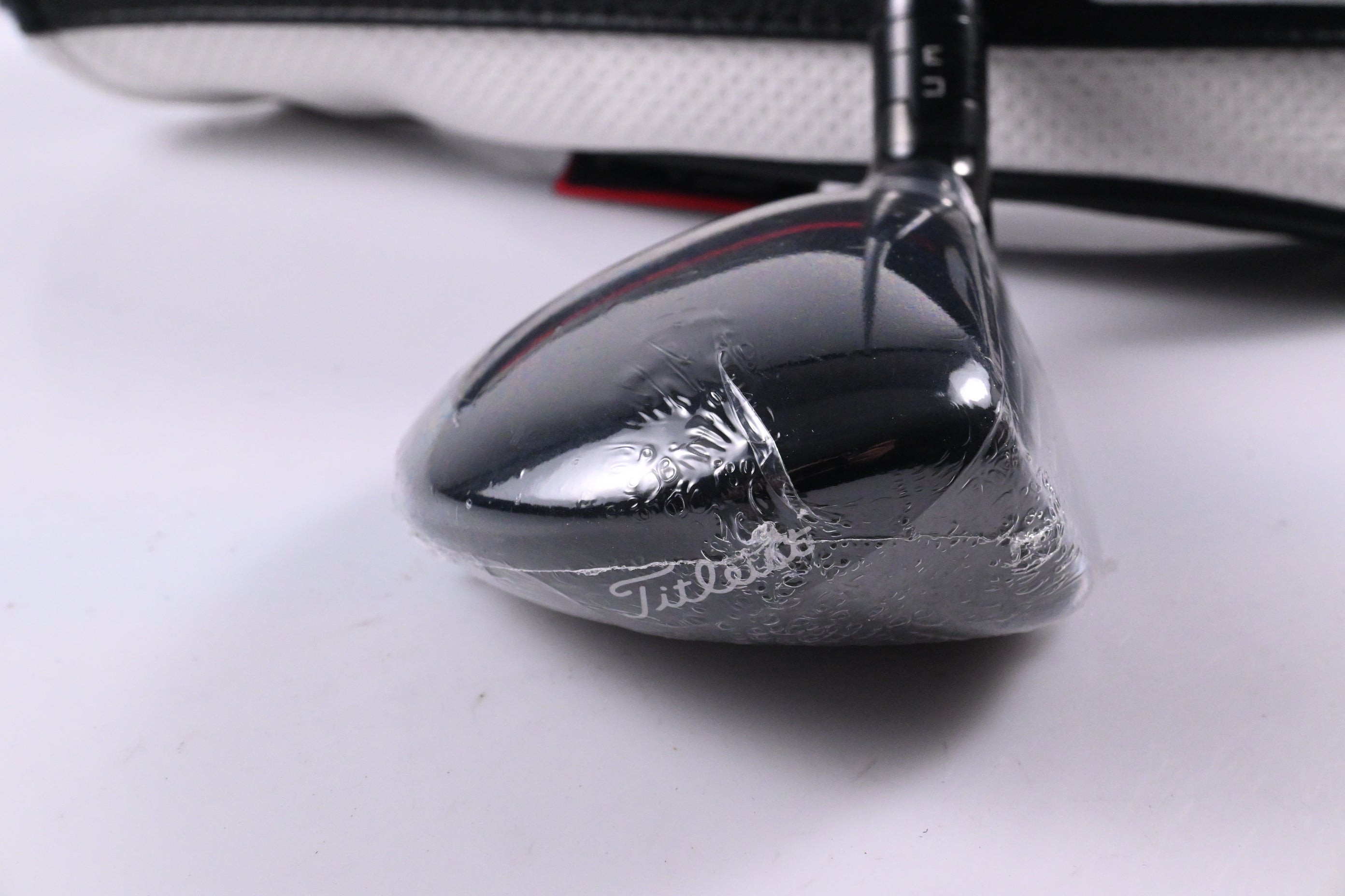 Titleist GT1 #5 Hybrid / 23 Degree / Regular Flex Fujikura Air Speeder 50 Shaft