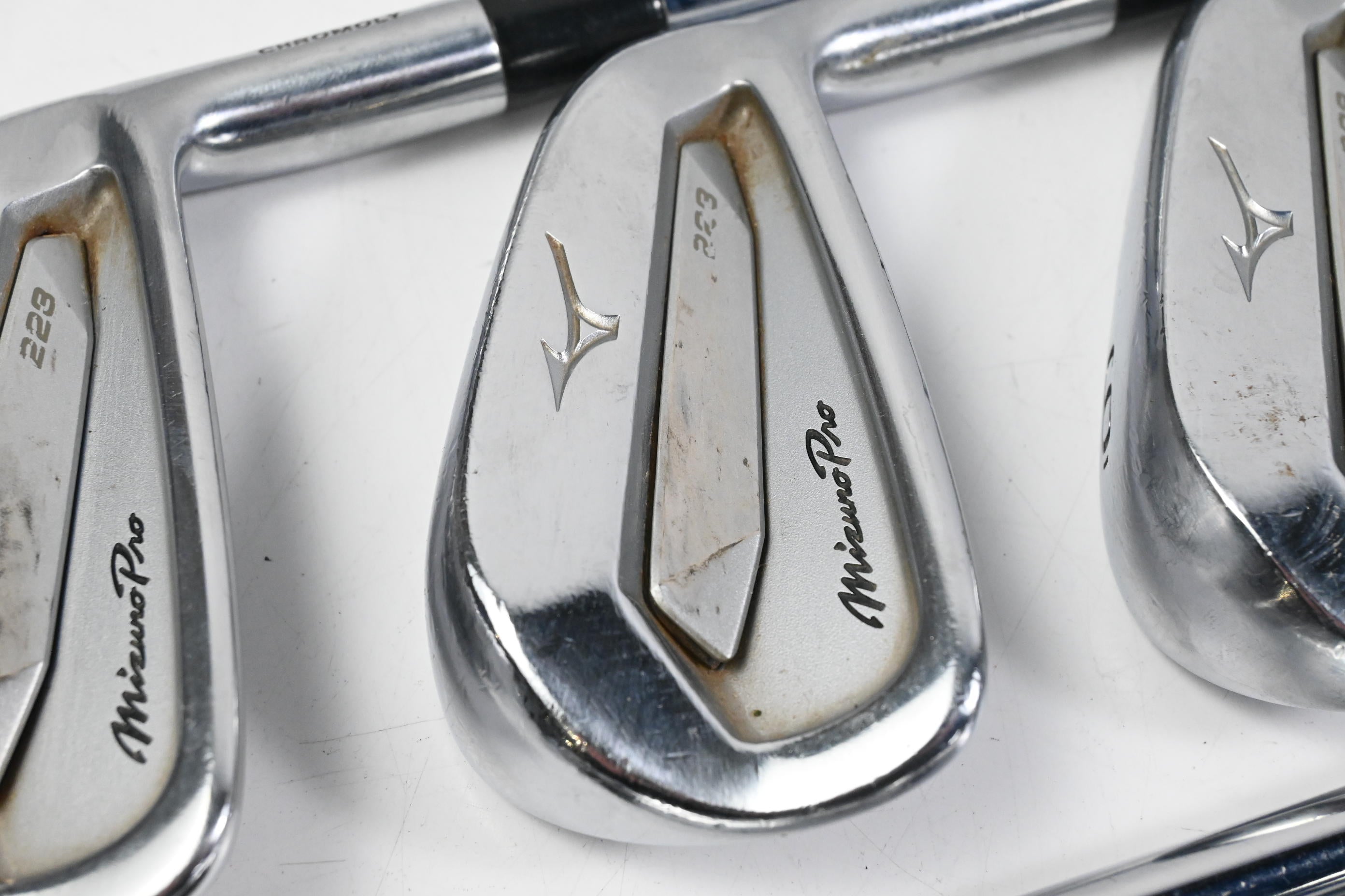Mizuno Pro 223 Irons / 4-PW / Stiff Flex Accra iSeries Steel 115 Shafts