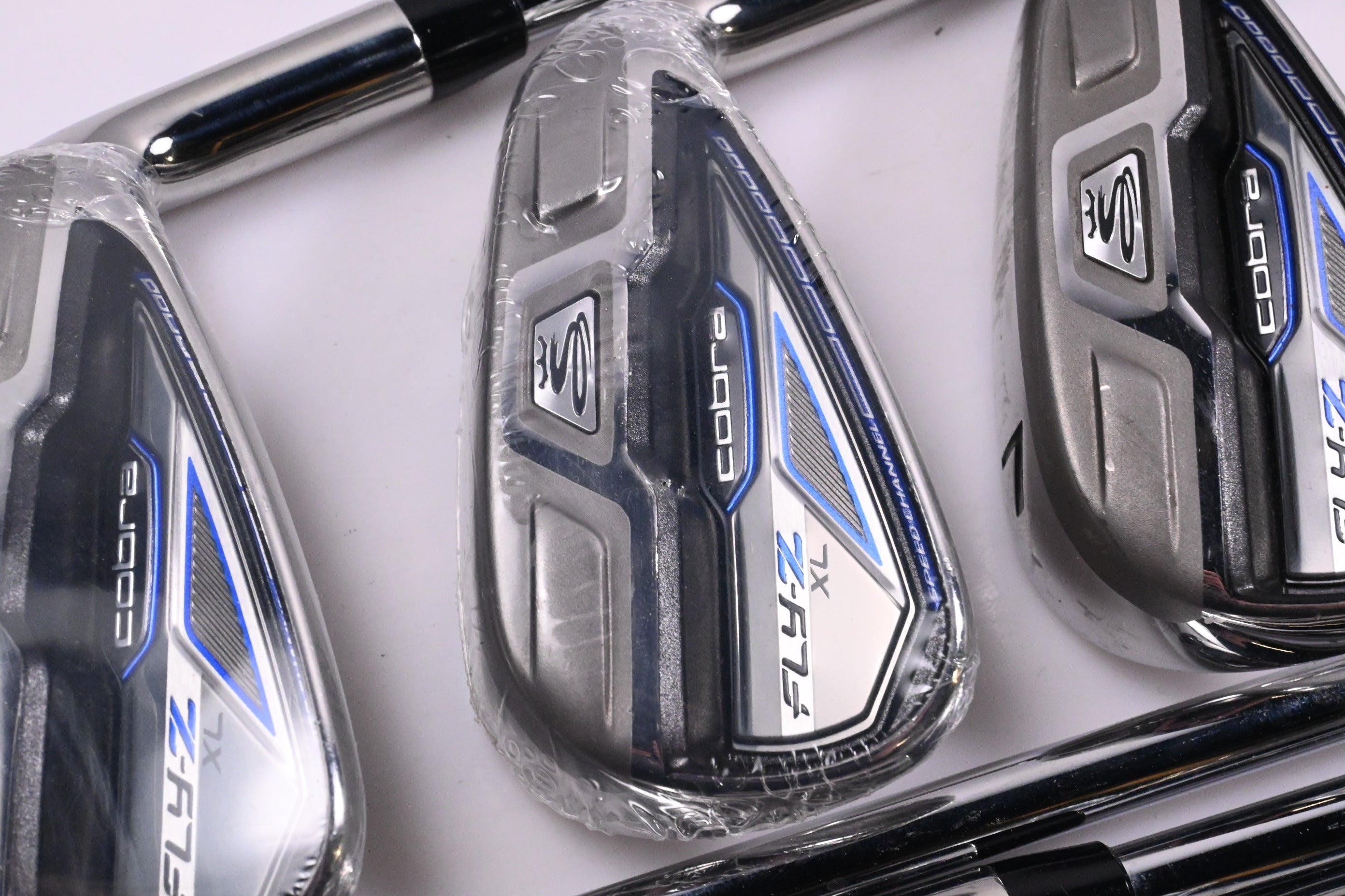 Cobra Fly-Z XL Irons / 5-PW+SW / Regular Flex Fly-z Shafts