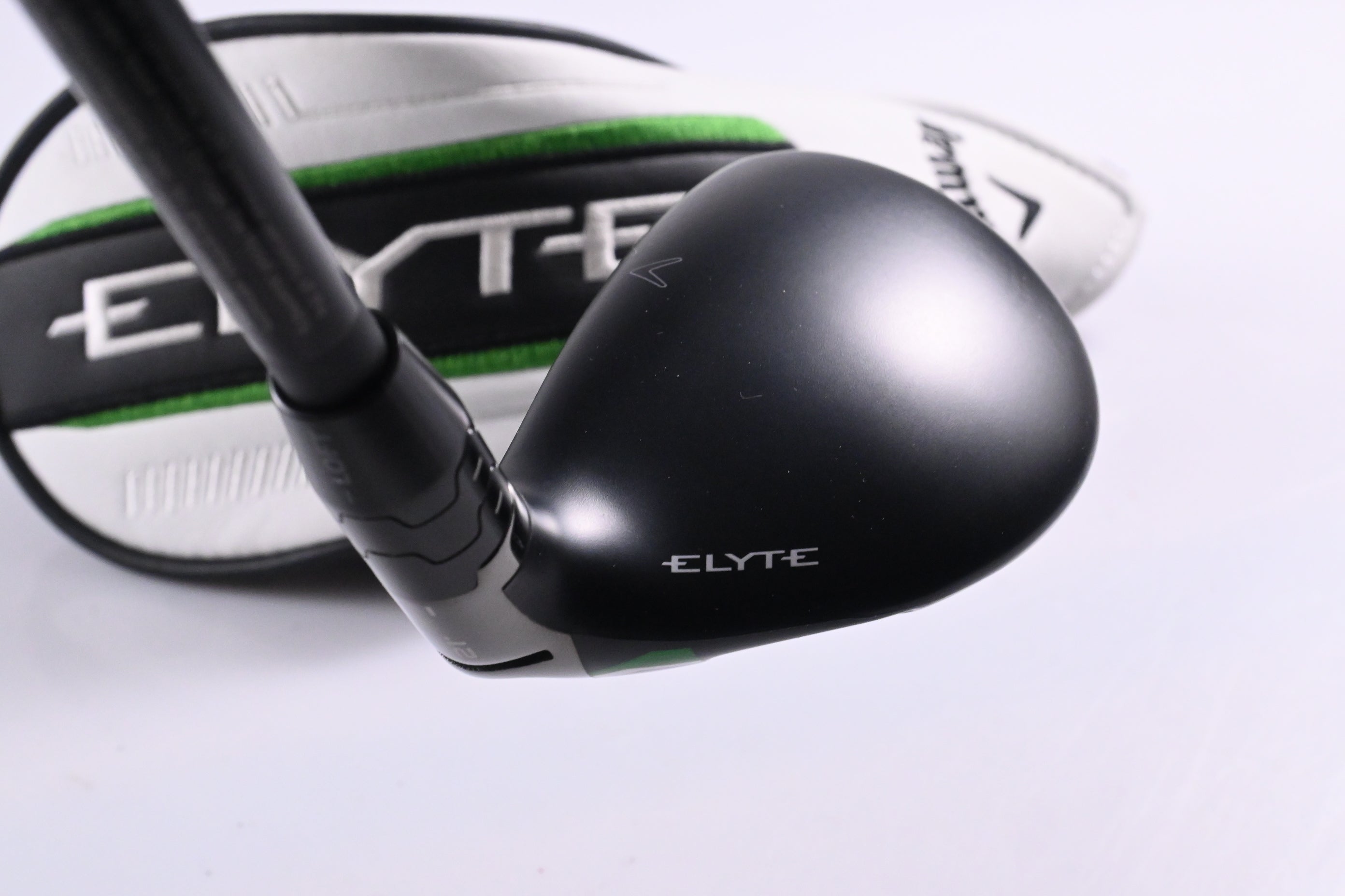 Callaway Elyte X #4 Hybrid / 21 Degree / Senior Flex Vanquish 5 Shaft
