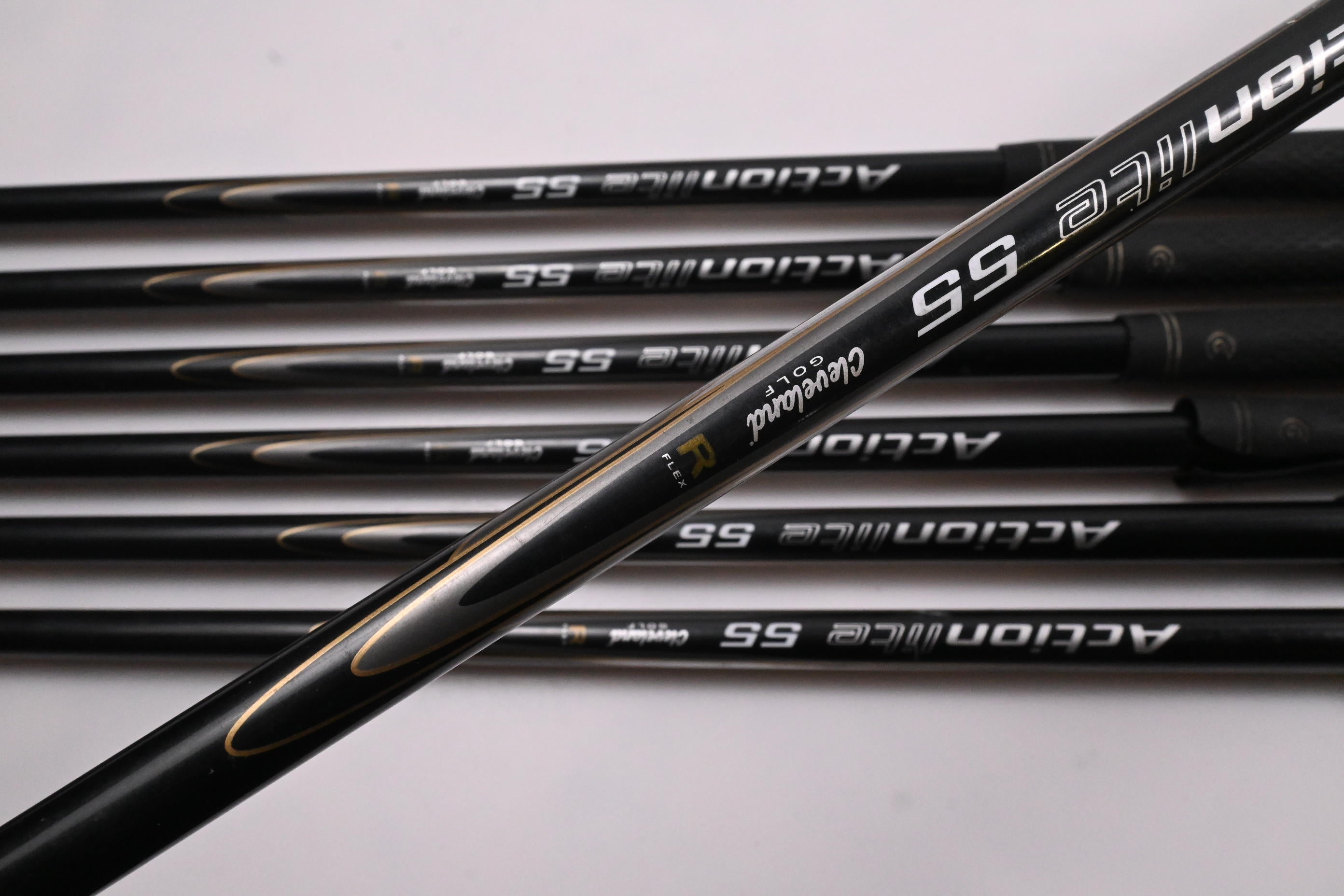 Cleveland CG16 Chrome Irons / 4-PW / Regular Flex ActionLite 55 Shafts