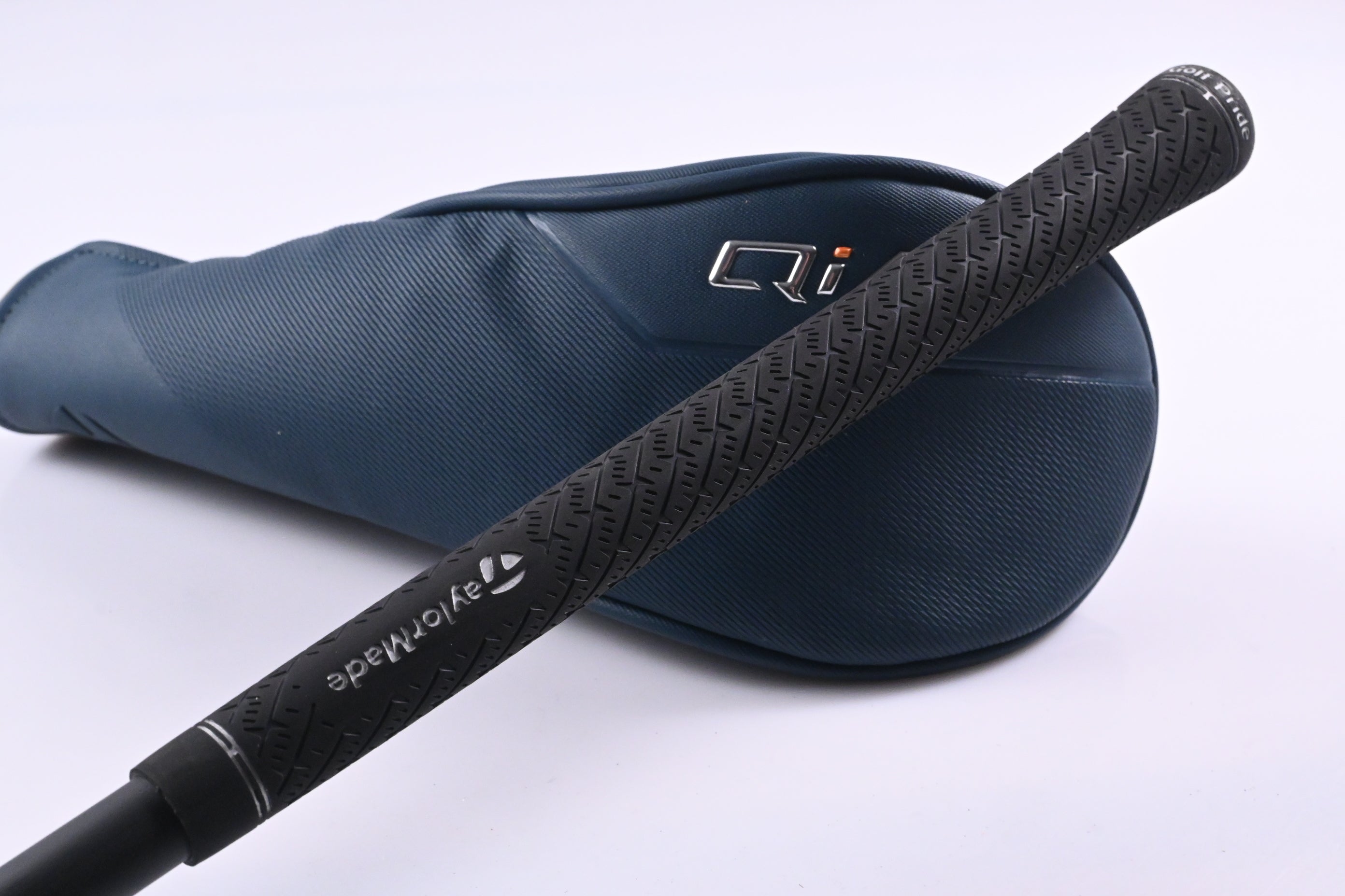 Taylormade Qi4D #5 Wood / 18 Degree / Regular Reax 55 Shaft