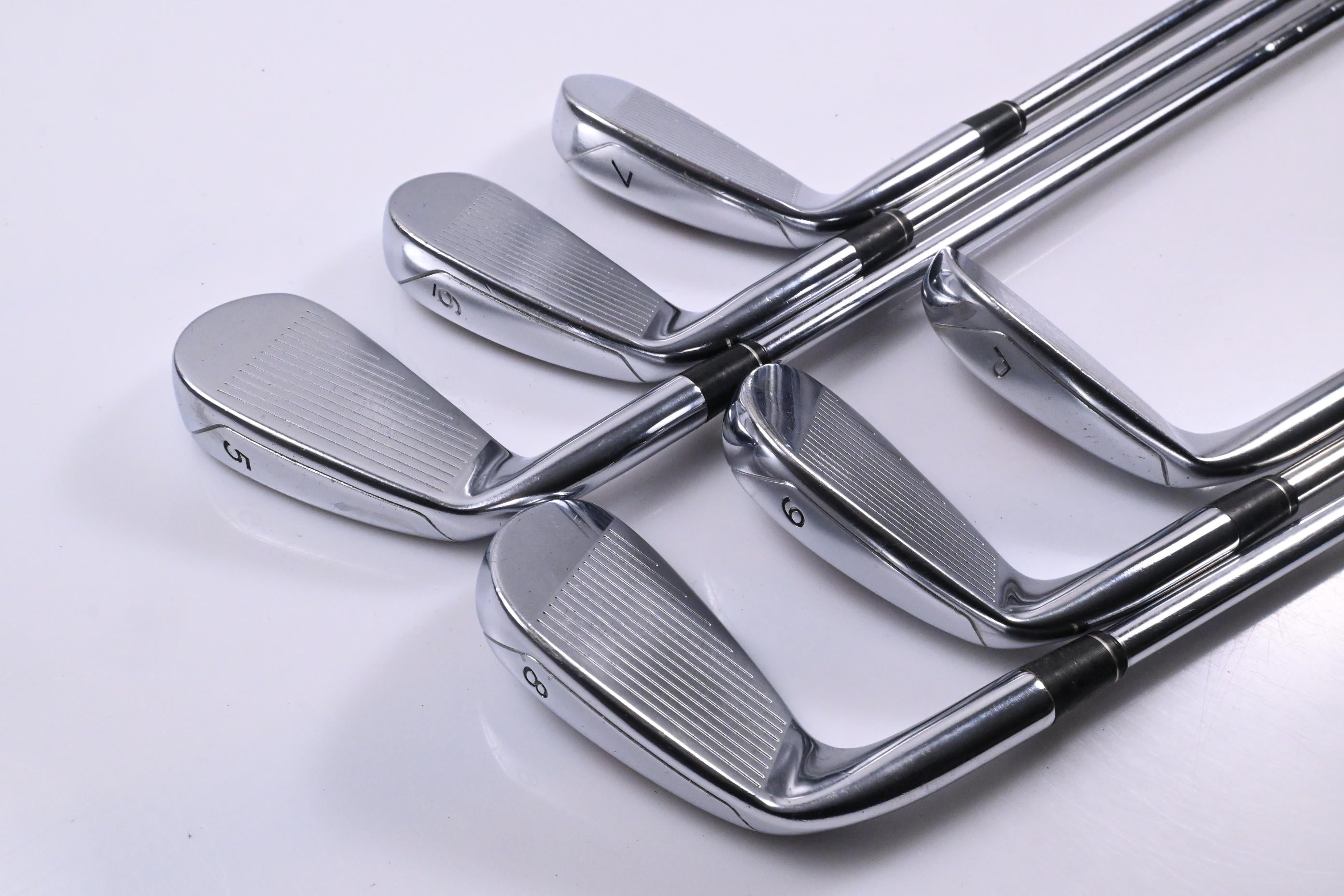 Taylormade R11 Irons / 5-PW / Regular Flex KBS Taylormade 90 Shafts