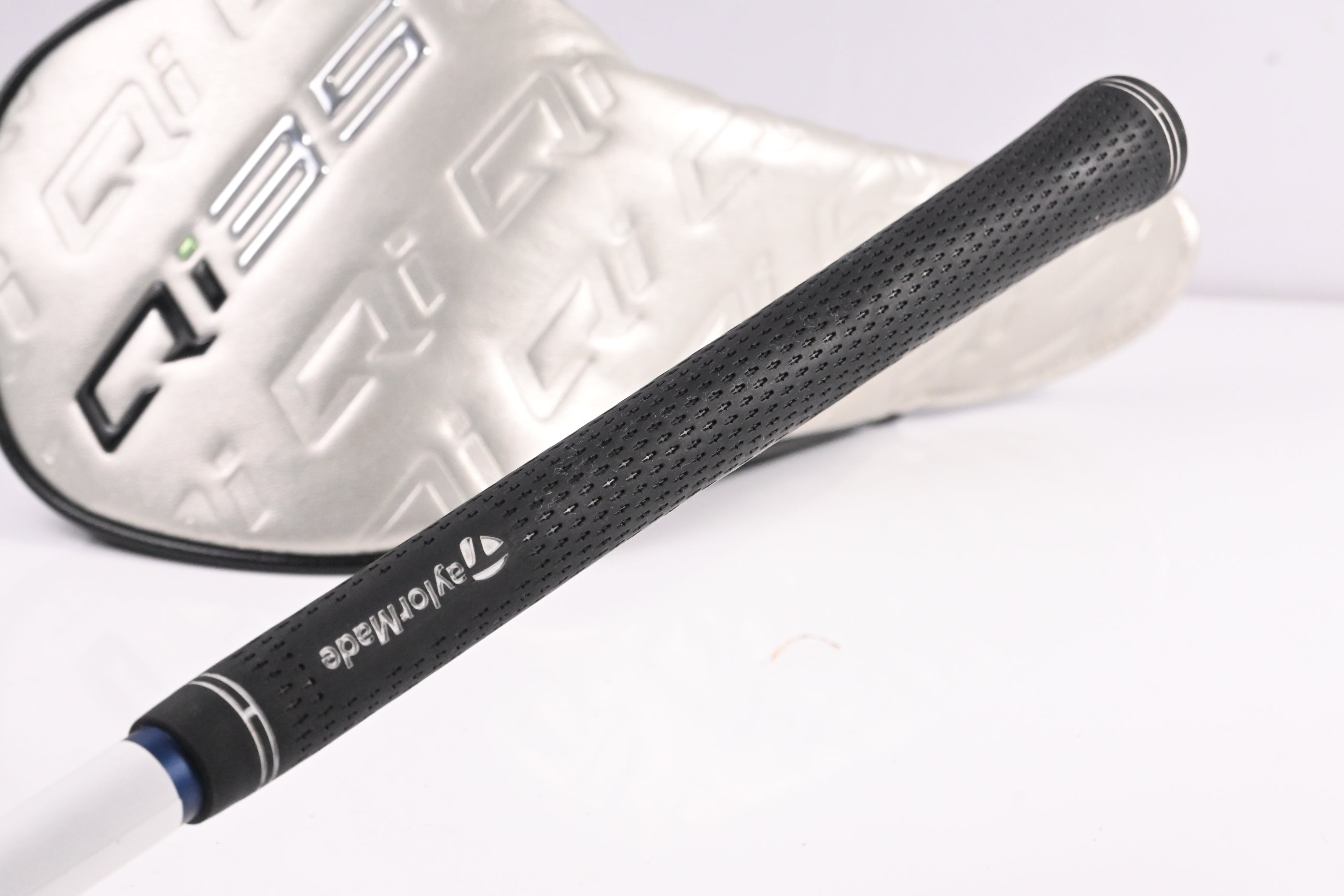 Taylormade Qi35 Driver / 10.5 Degree / Stiff Flex Fujikura Ventus Blue '25 5