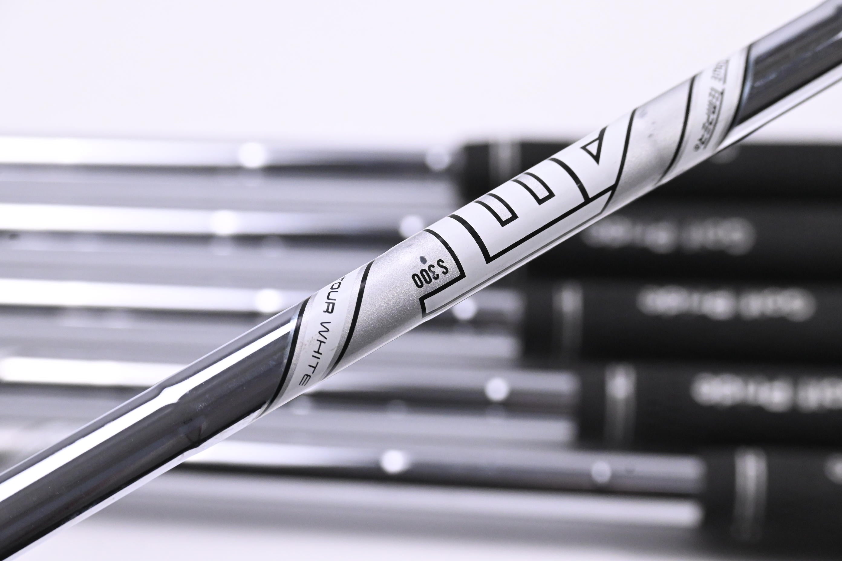 Titleist T100 2021 Irons / 5-PW / Stiff Flex AMT Tour White S300 Shafts
