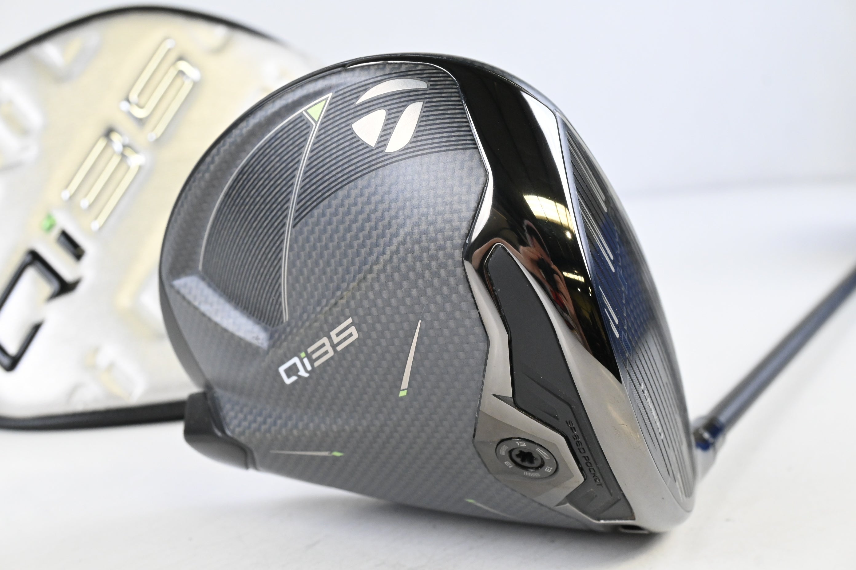 Taylormade Qi35 Driver / 10.5 Degree / Stiff Flex Fujikura Ventus Blue 5 Shaft