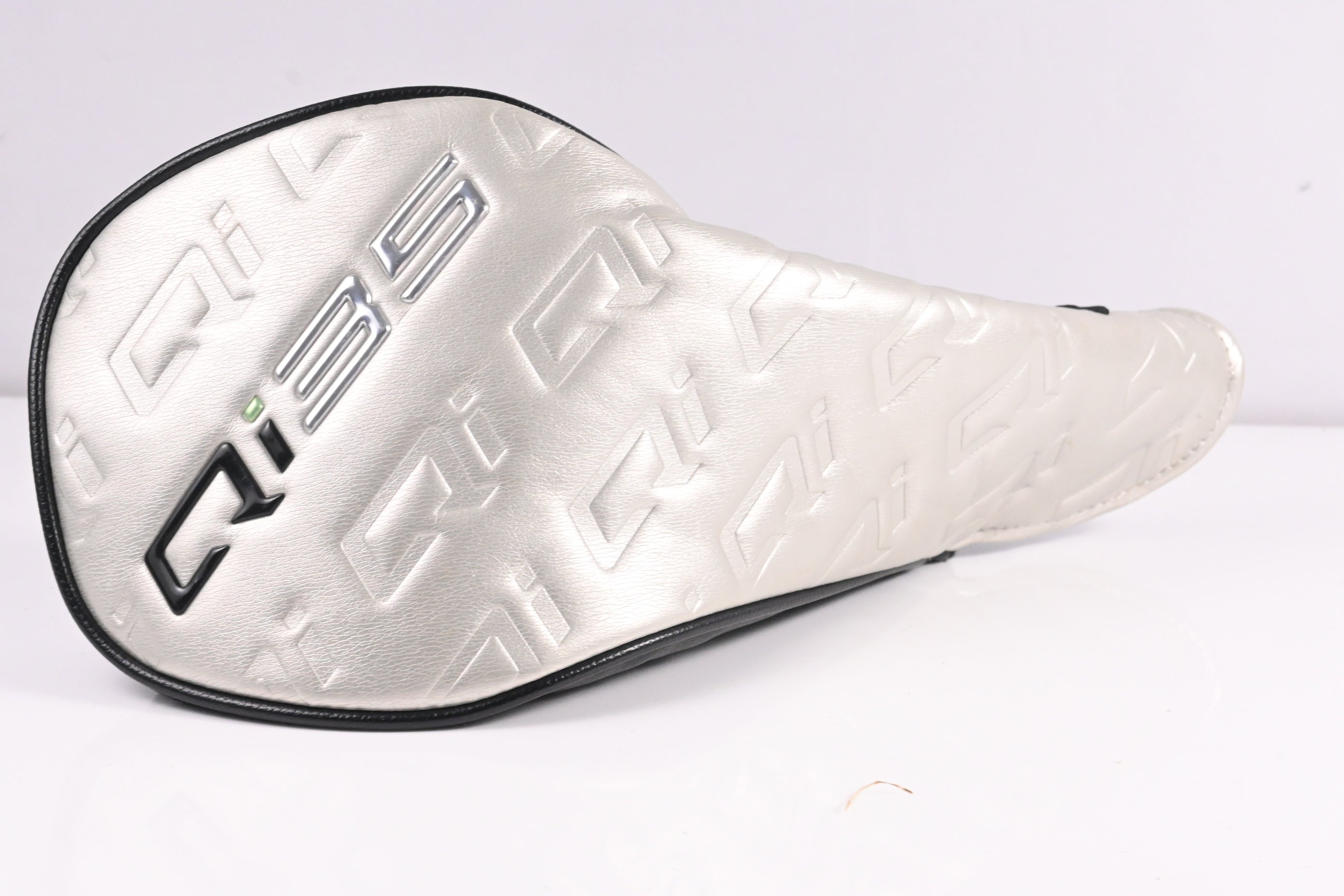 Taylormade Qi35 Driver / 10.5 Degree / Stiff Flex Fujikura Ventus Blue '25 5