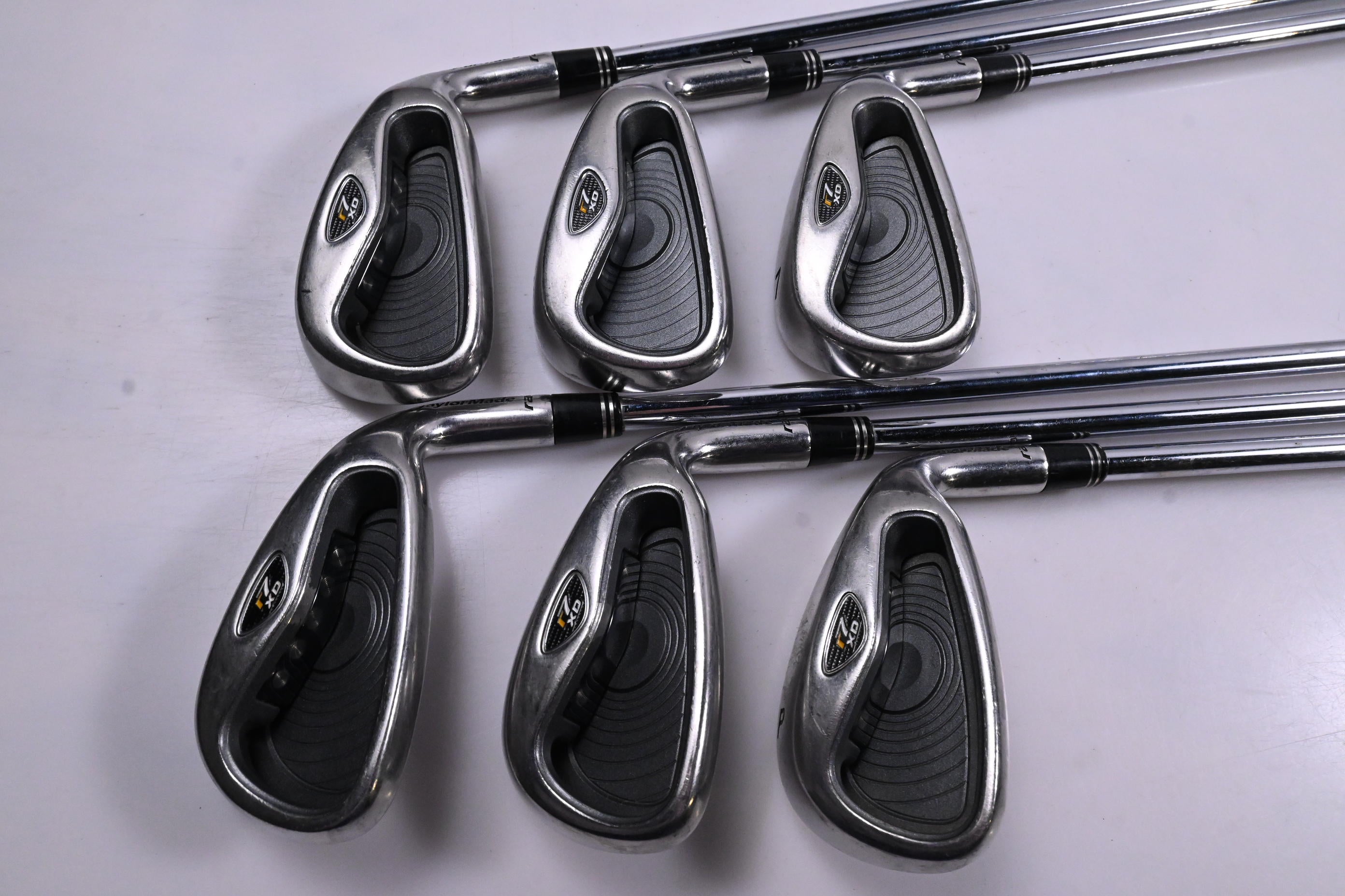 Taylormade R7 XD Irons / 5-PW / Regular Flex Taylormade Shafts