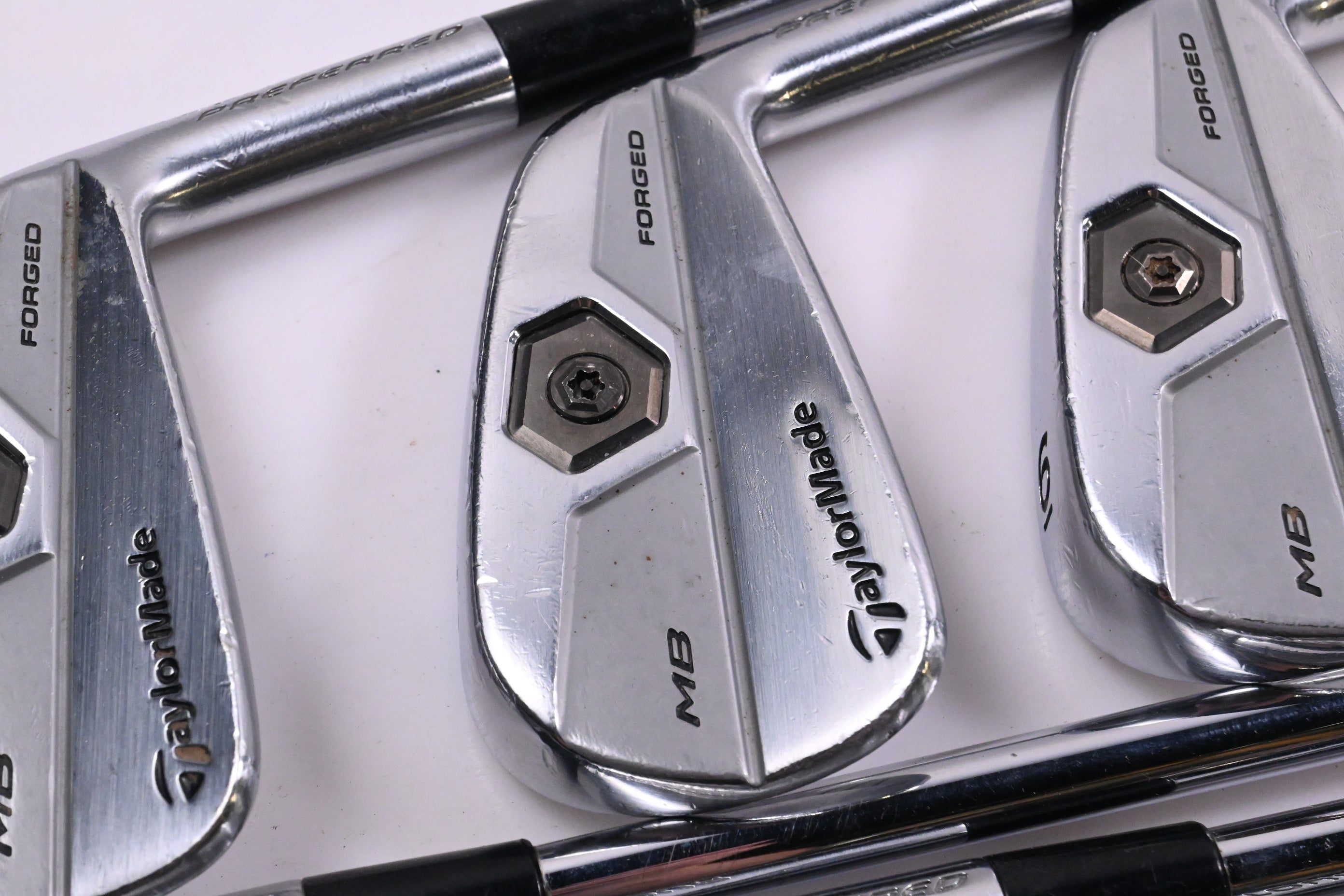 Taylormade Tour Preferred MB 2011 Irons / 4-PW / Stiff Flex Dynamic Gold S300