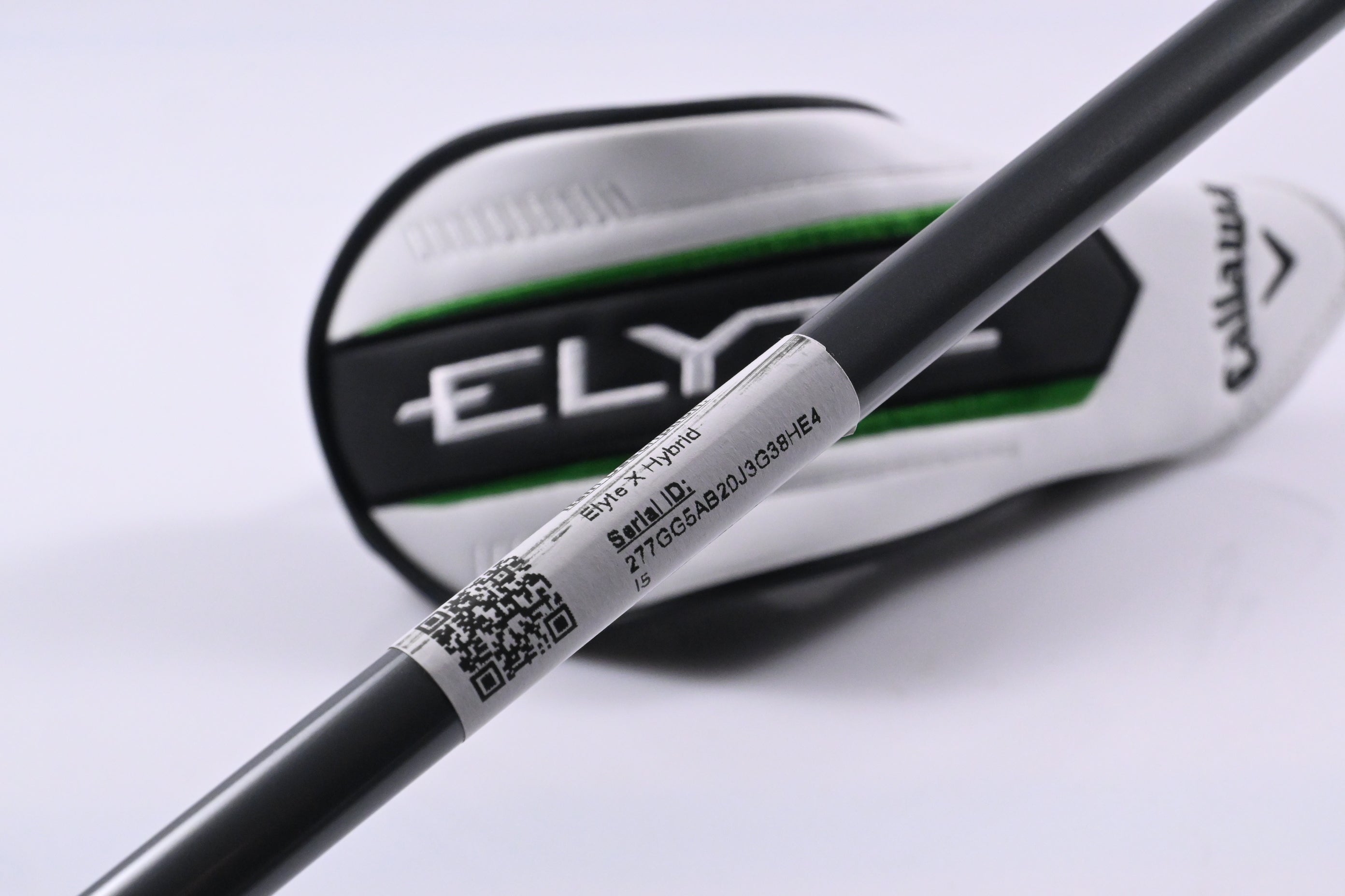 Callaway Elyte X #4 Hybrid / 21 Degree / Regular Flex Denali Charcoal 60 Shaft