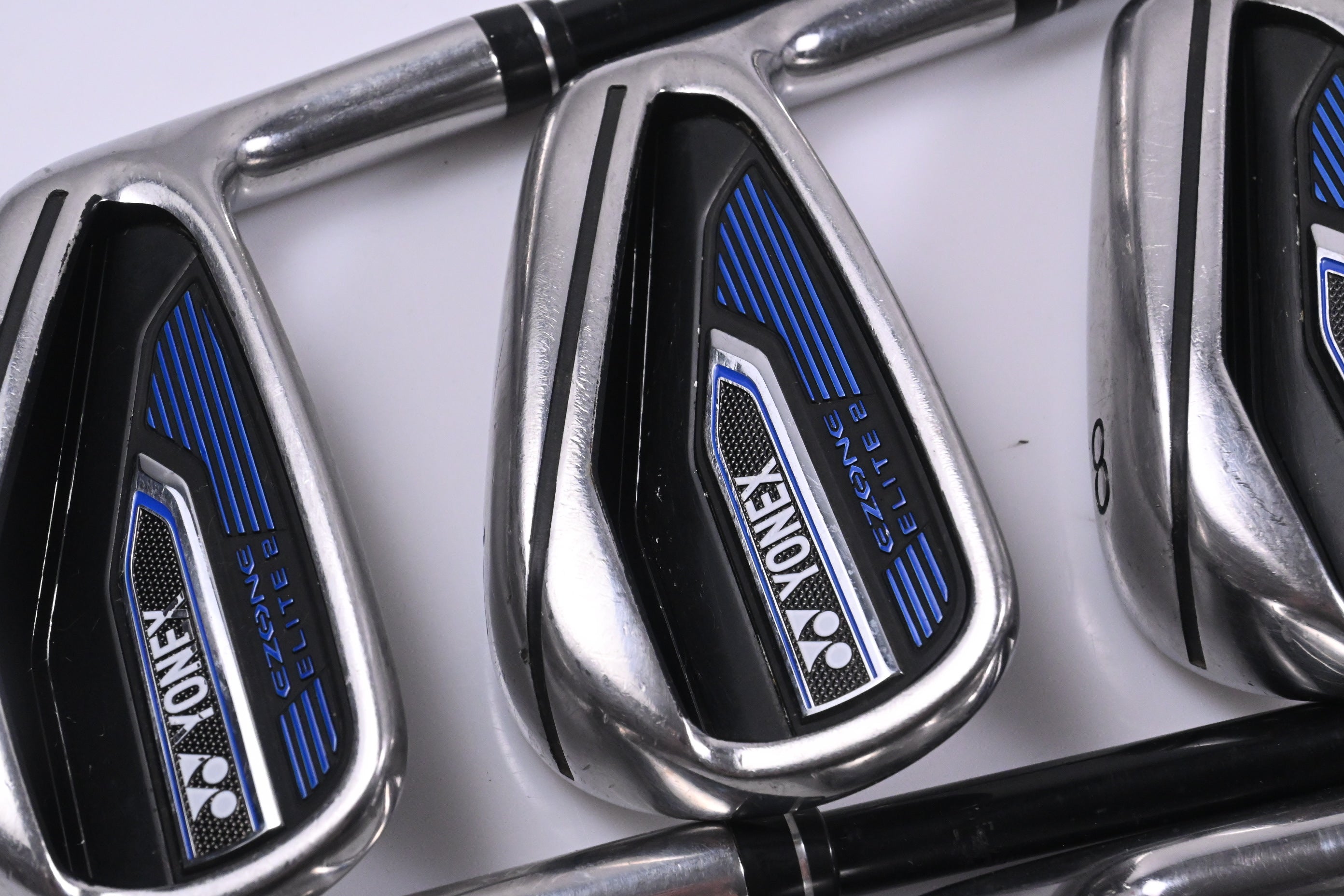 Yonex Ezone Elite 2 Irons / 6-PW+SW / Super Light flex Yonex M55 Light Shafts