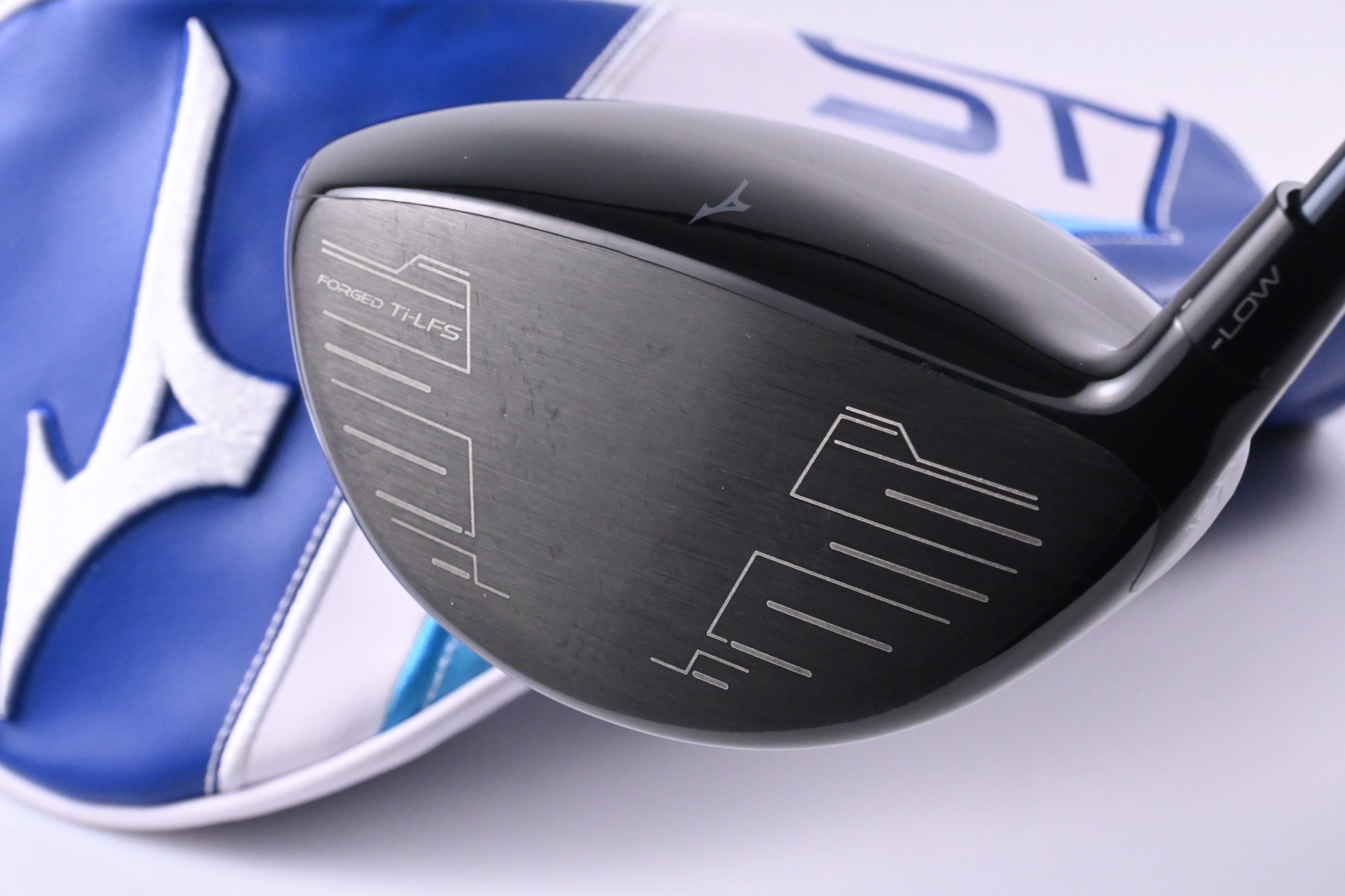 Mizuno ST-Max 230 Driver / 12 Degree / Regular Flex UST LinQ Red 5 M40X Shaft