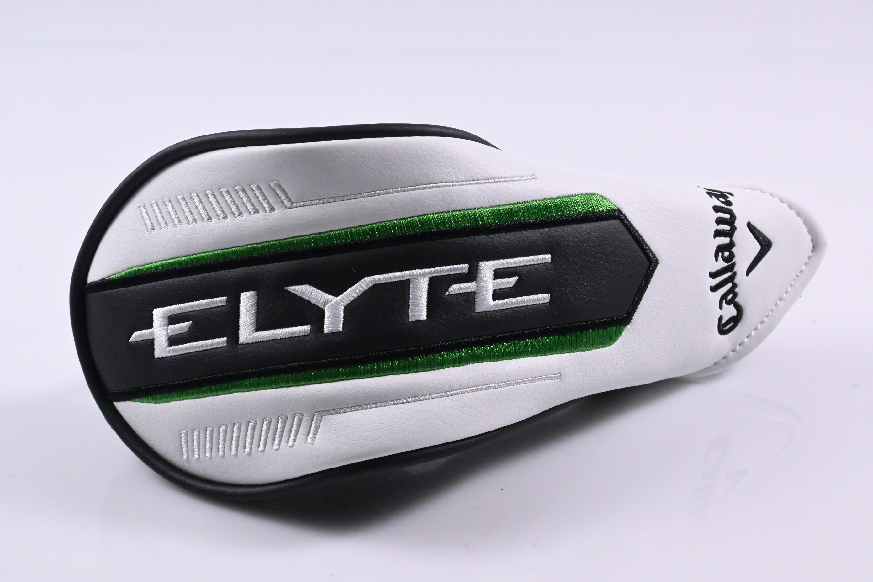 Callaway Elyte X #4 Hybrid / 21 Degree / Regular Flex Denali Charcoal 60 Shaft