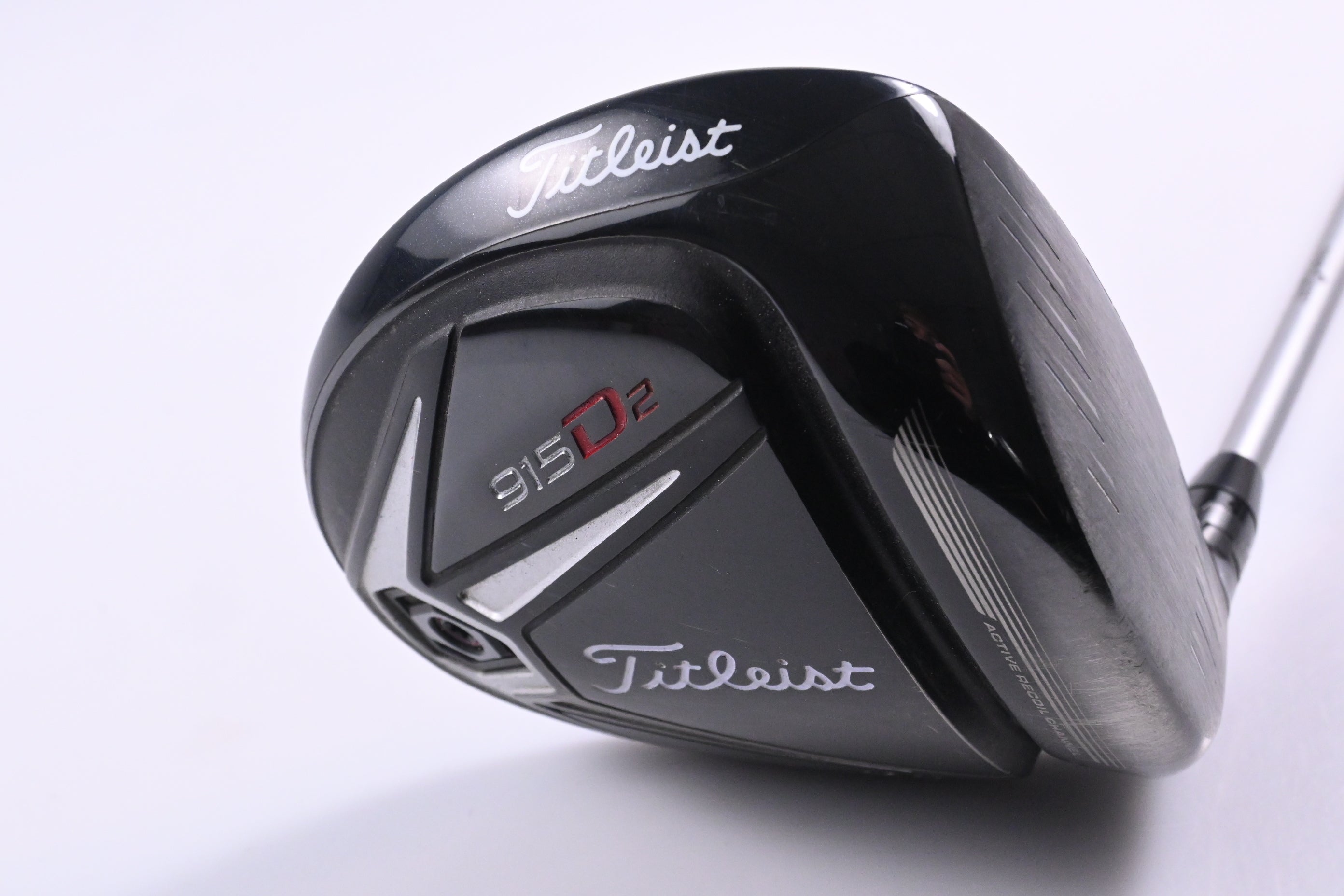 Titleist 915 D2 Driver / 9.5 Degree / Stiff Flex Diamana Black D+ 70 Shaft