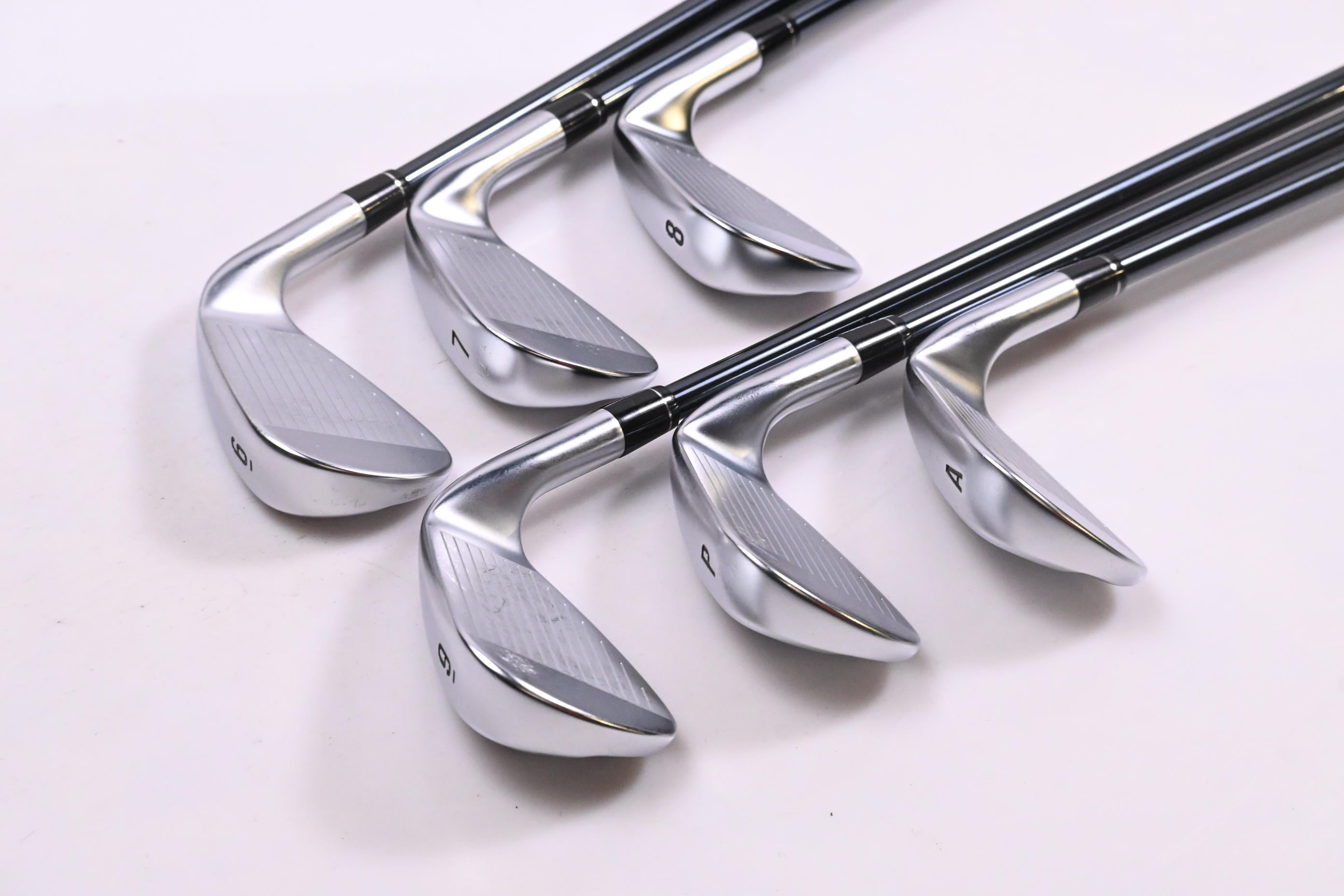 Left Hand Callaway Apex Ai200 Irons / 6-PW+GW / Regular Flex UST Recoil Dart HDC