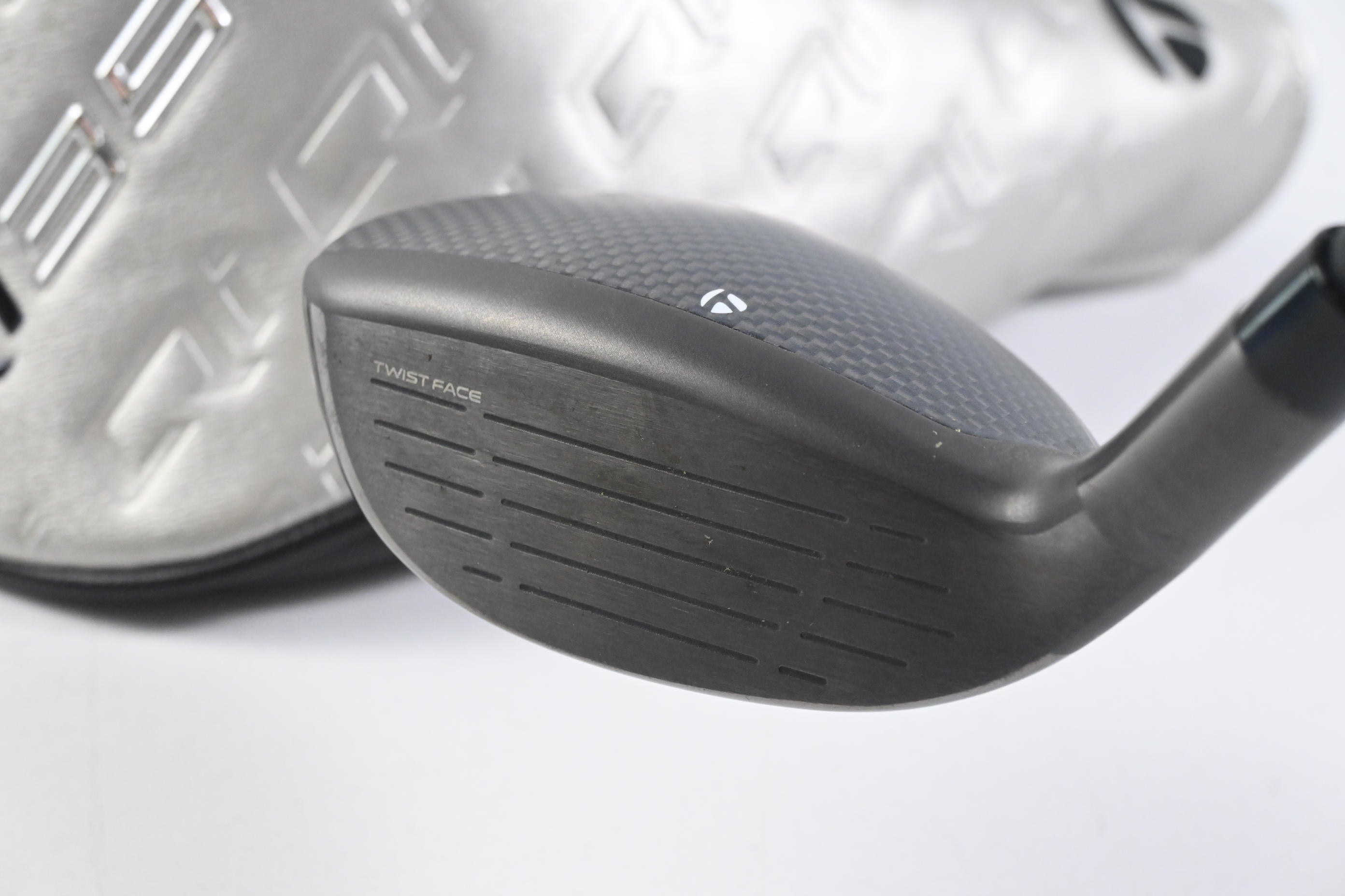 Taylormade Qi35 Max Lite #4 Hybrid / 23 Degree / Senior Flex Vanquish 5 Shaft