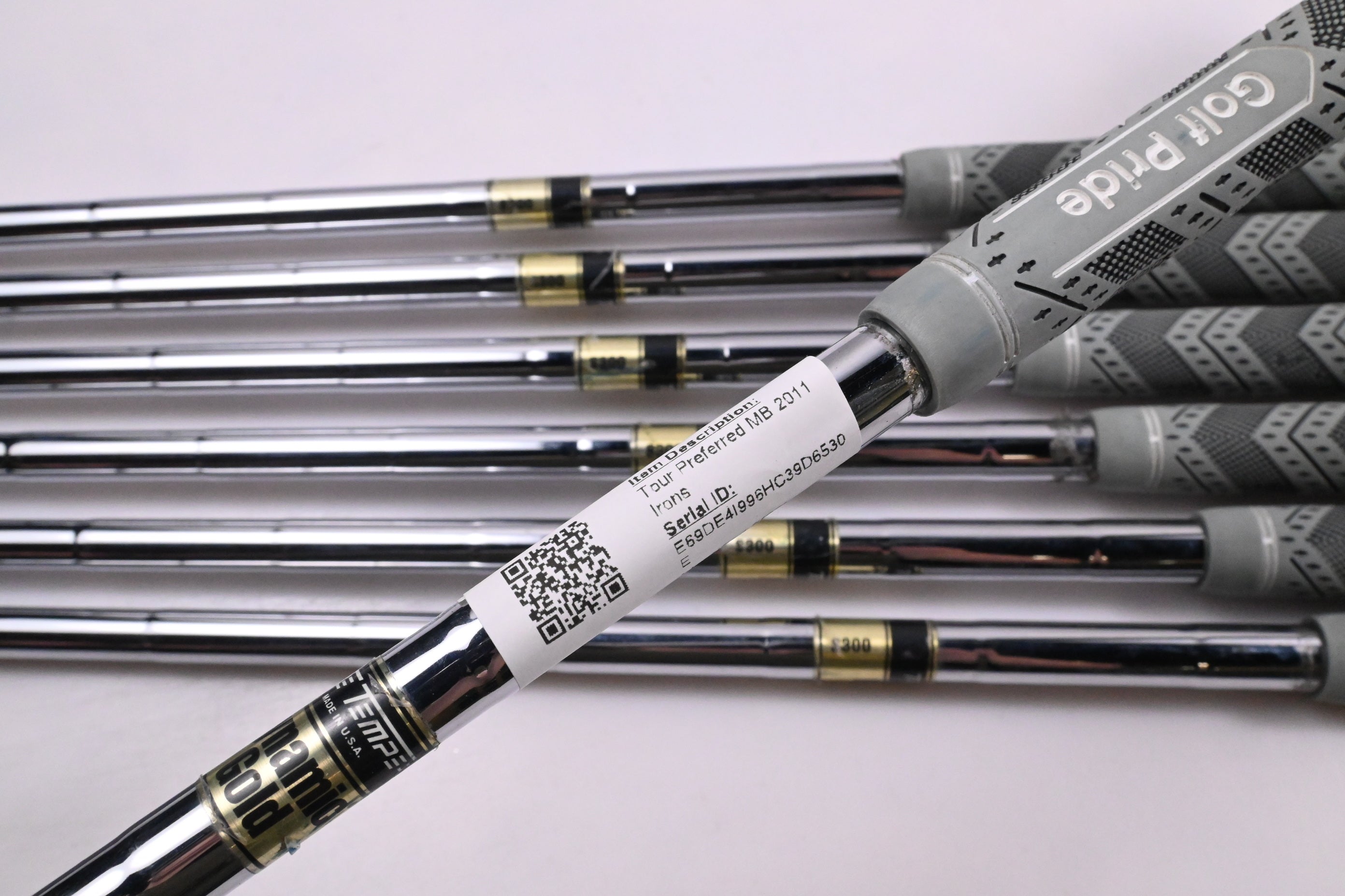 Taylormade Tour Preferred MB 2011 Irons / 4-PW / Stiff Flex Dynamic Gold S300