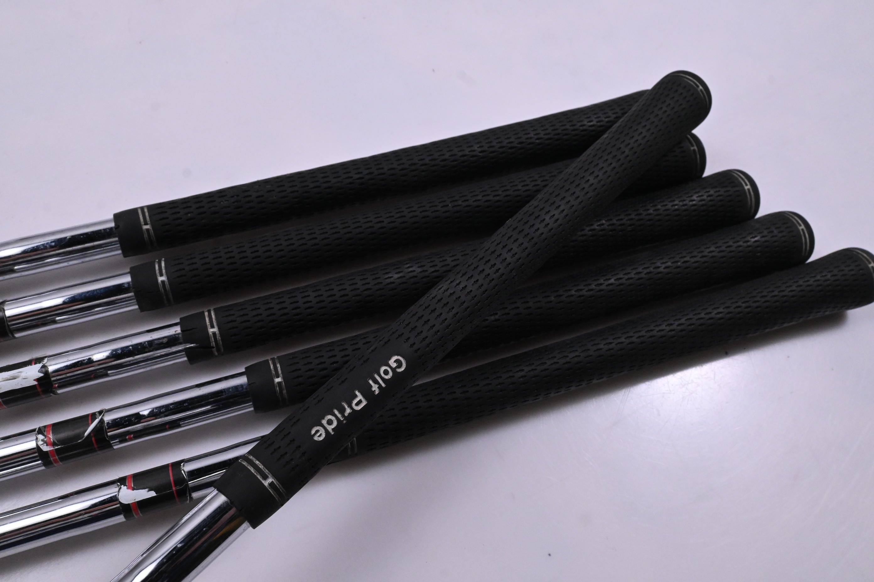 Taylormade R7 XD Irons / 5-PW / Regular Flex Taylormade Shafts