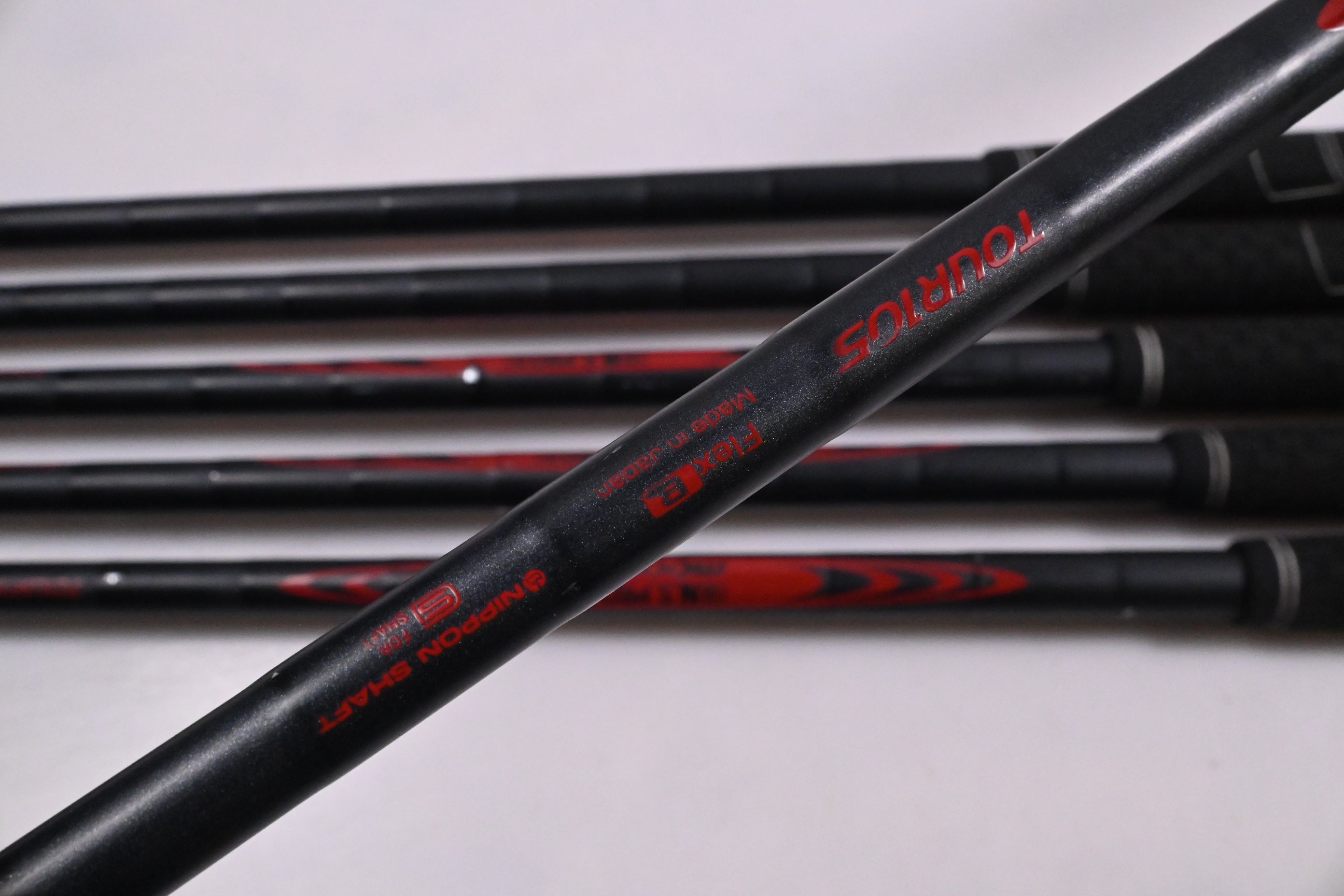 Left Hand Cobra King Forged CB/MB Combo Irons / 5-PW / Regular Flex NS Pro