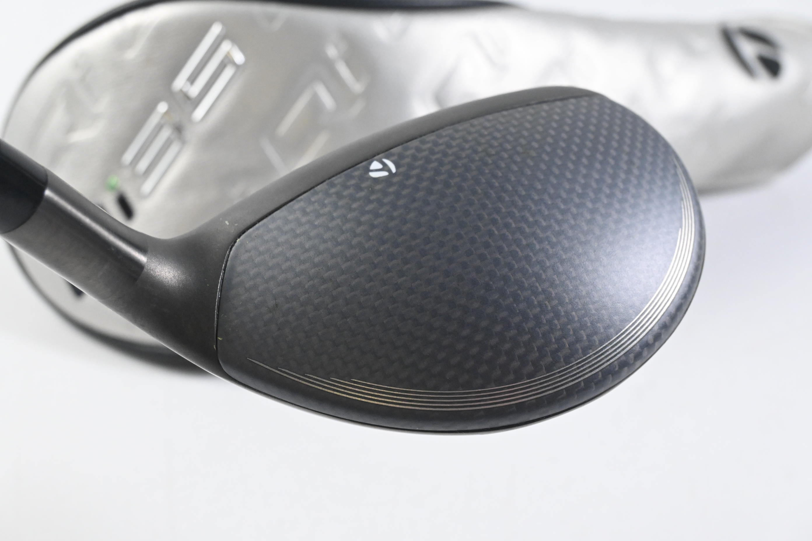 Taylormade Qi35 Max Lite #4 Hybrid / 23 Degree / Senior Flex Vanquish 5 Shaft