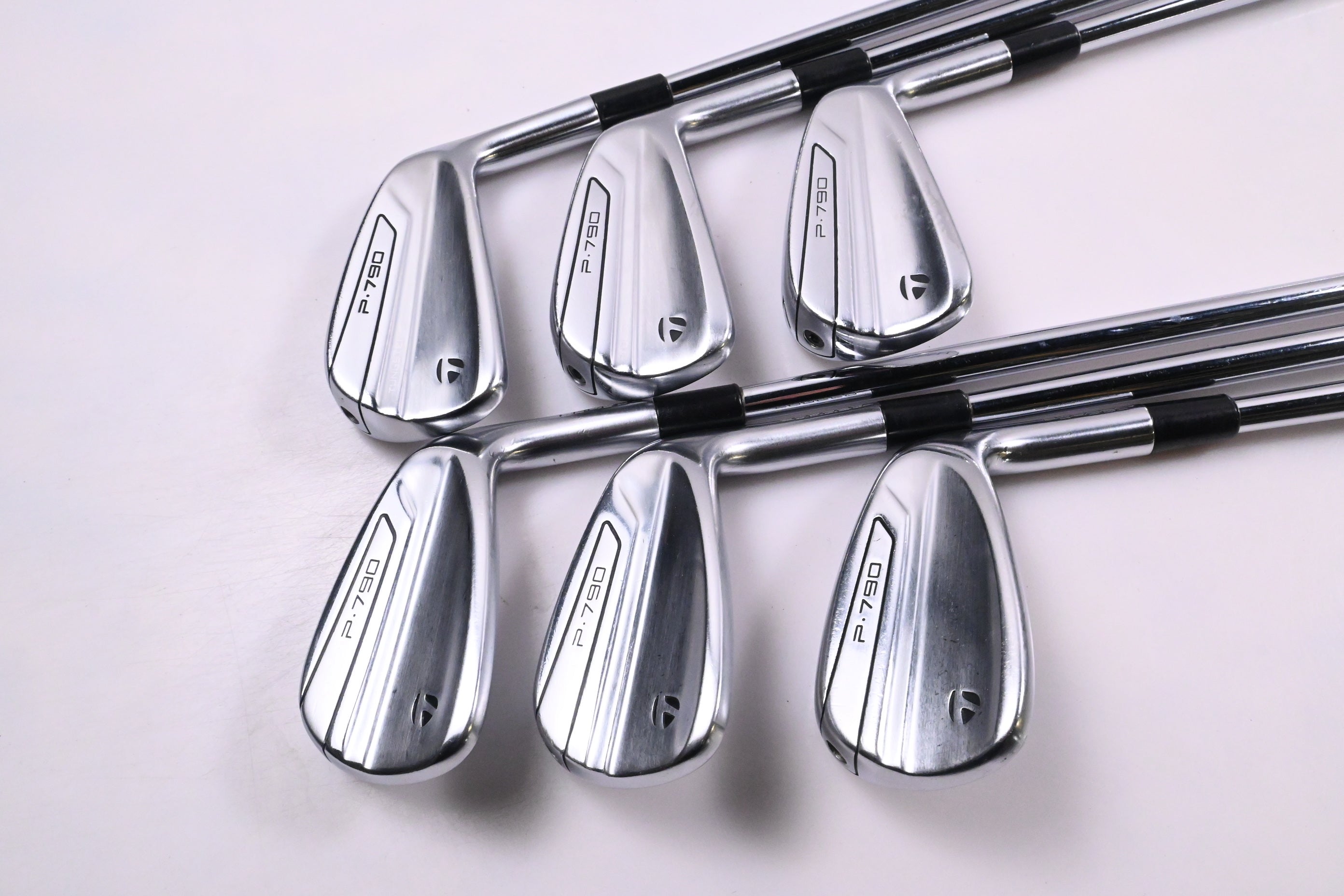Taylormade P790 2019 Irons / 5-PW / Regular Flex Dynamic Gold 105 R300 Shafts